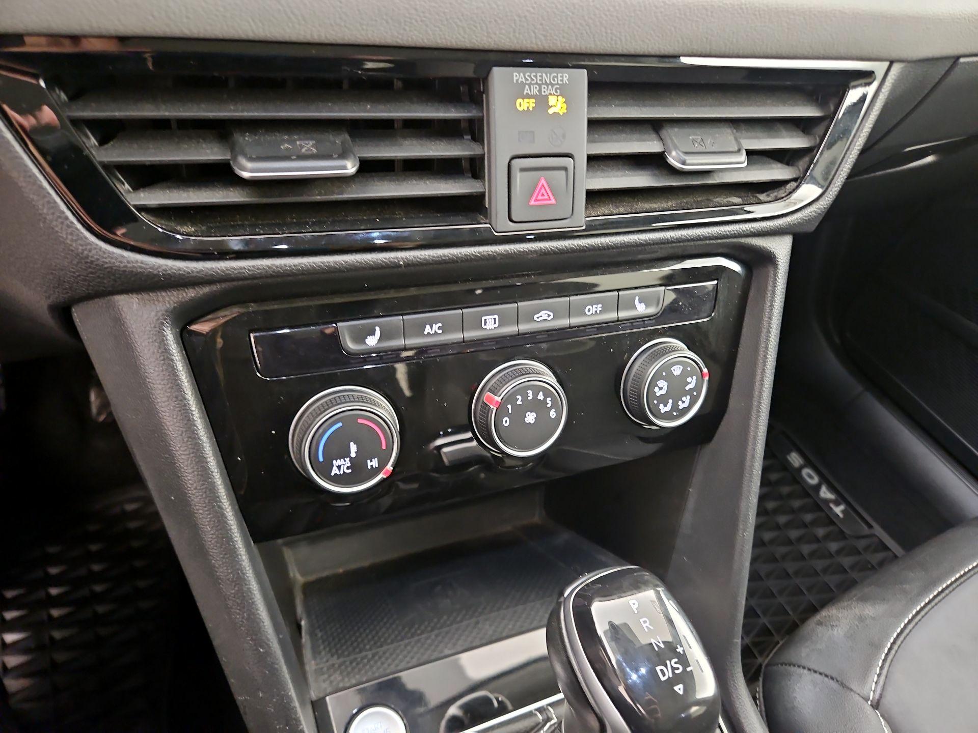 Thumbnail: 2023 Volkswagen Taos - 16