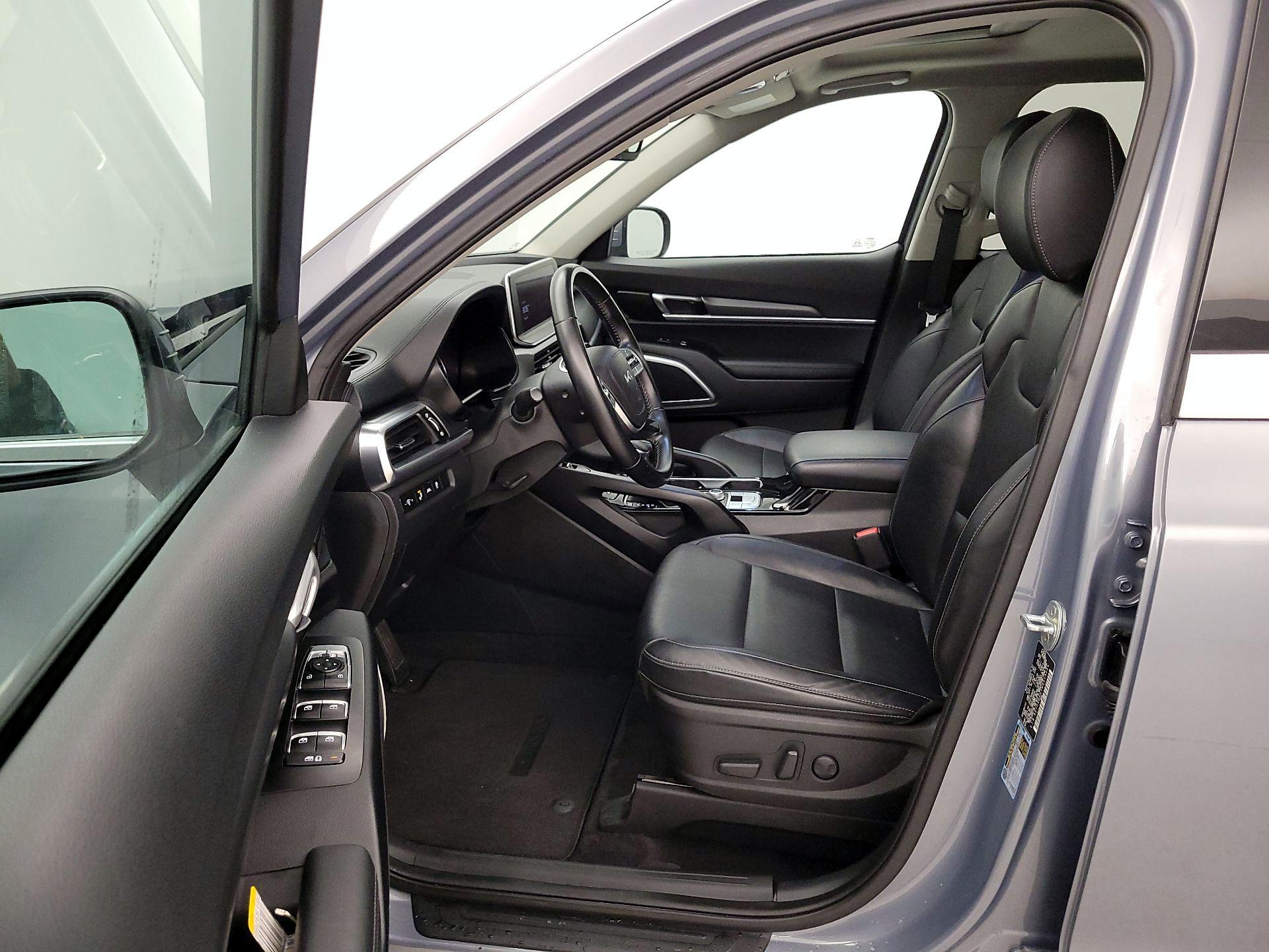 Thumbnail: 2022 Kia Telluride - 11