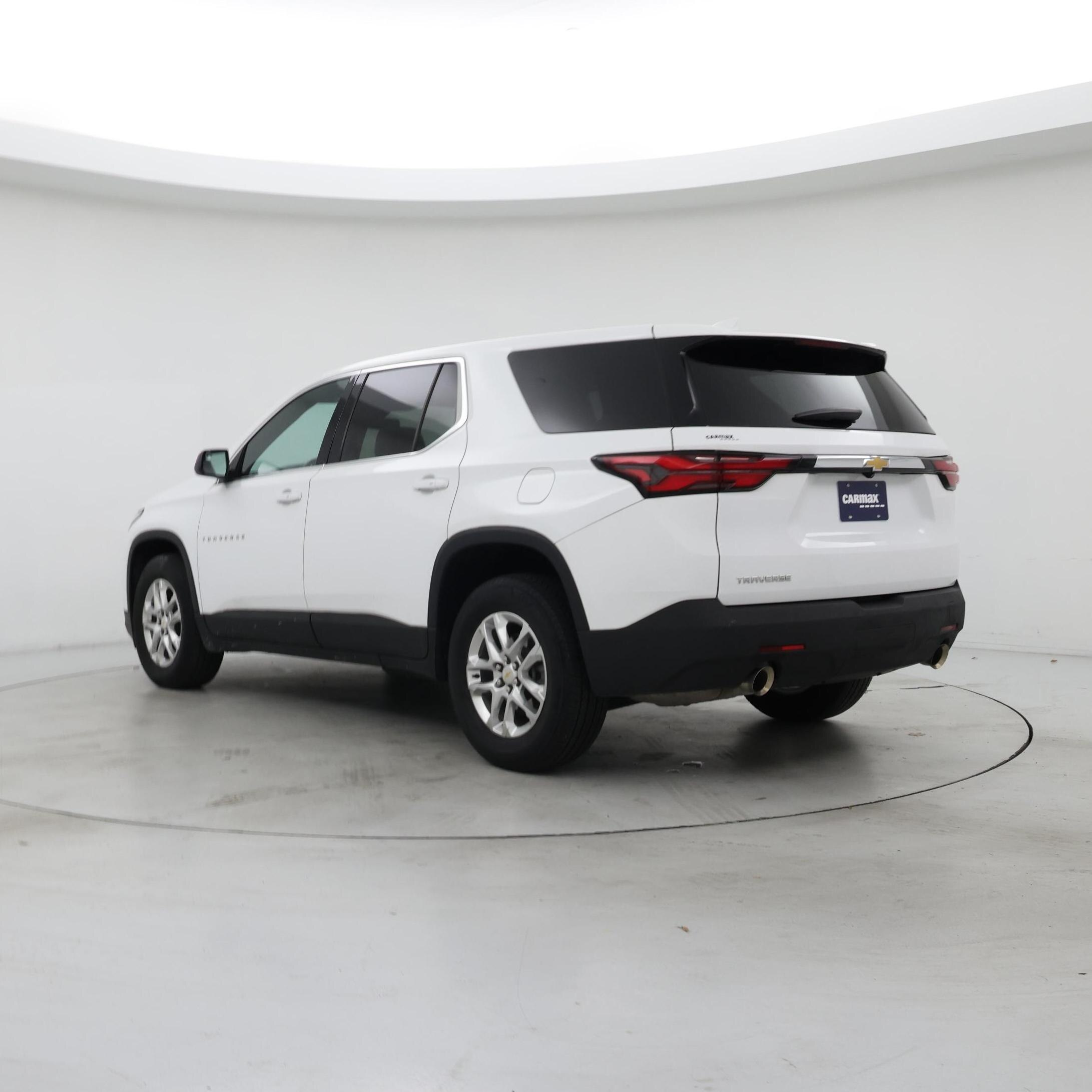 Thumbnail: 2022 Chevrolet Traverse - 2