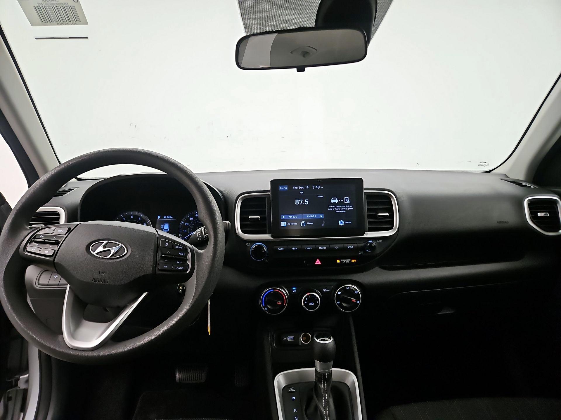 Thumbnail: 2022 Hyundai Venue - 9