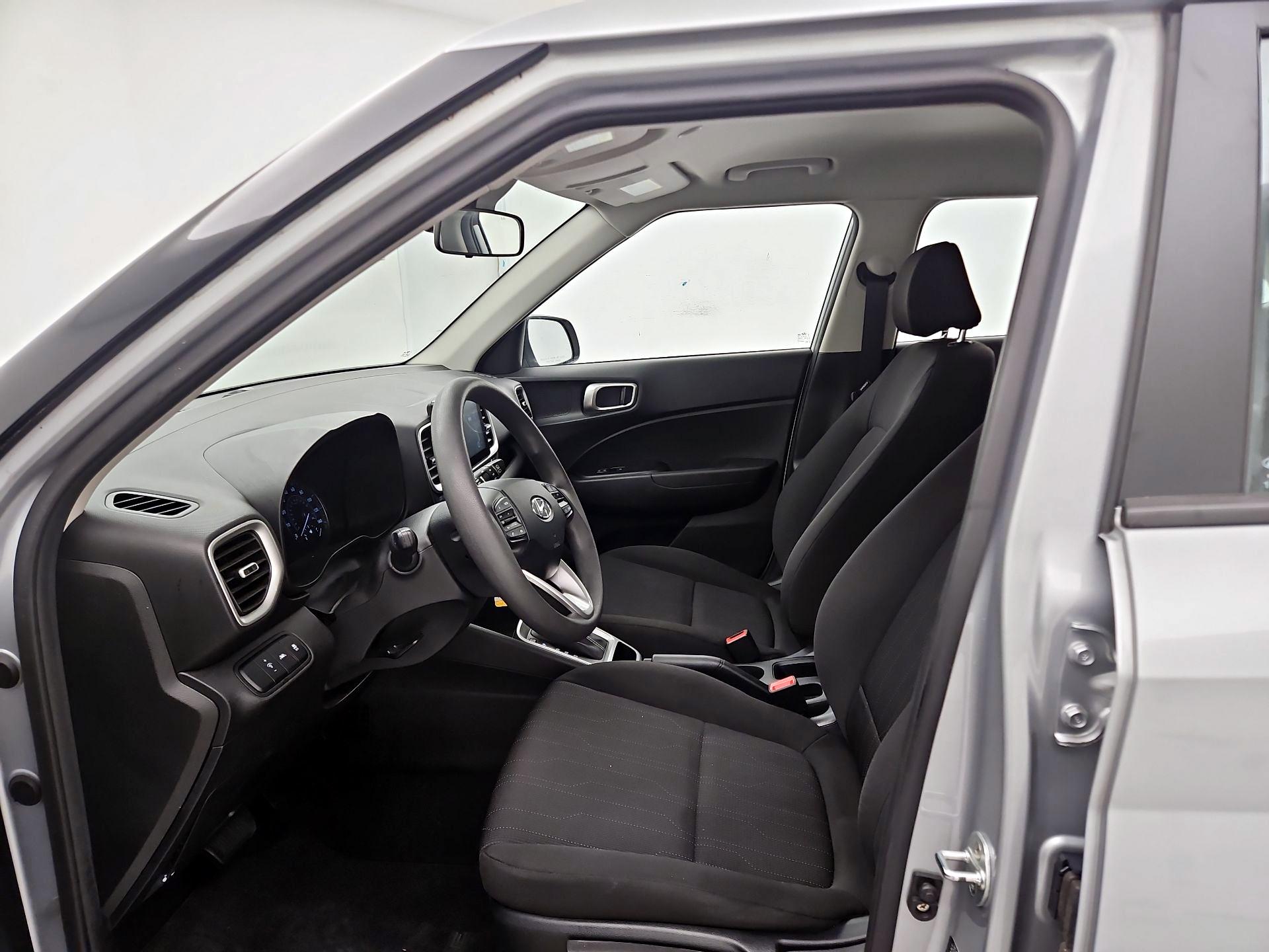 Thumbnail: 2022 Hyundai Venue - 11