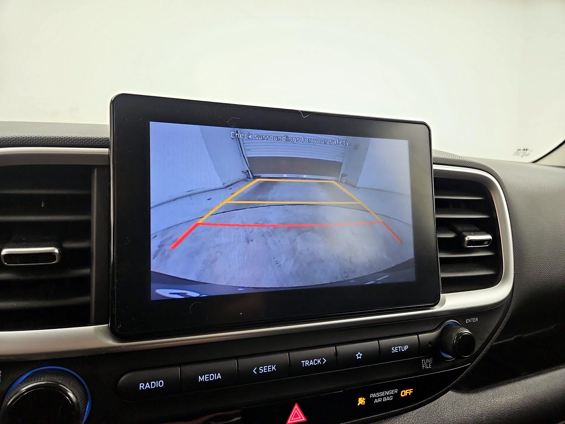 Thumbnail: 2022 Hyundai Venue - 14