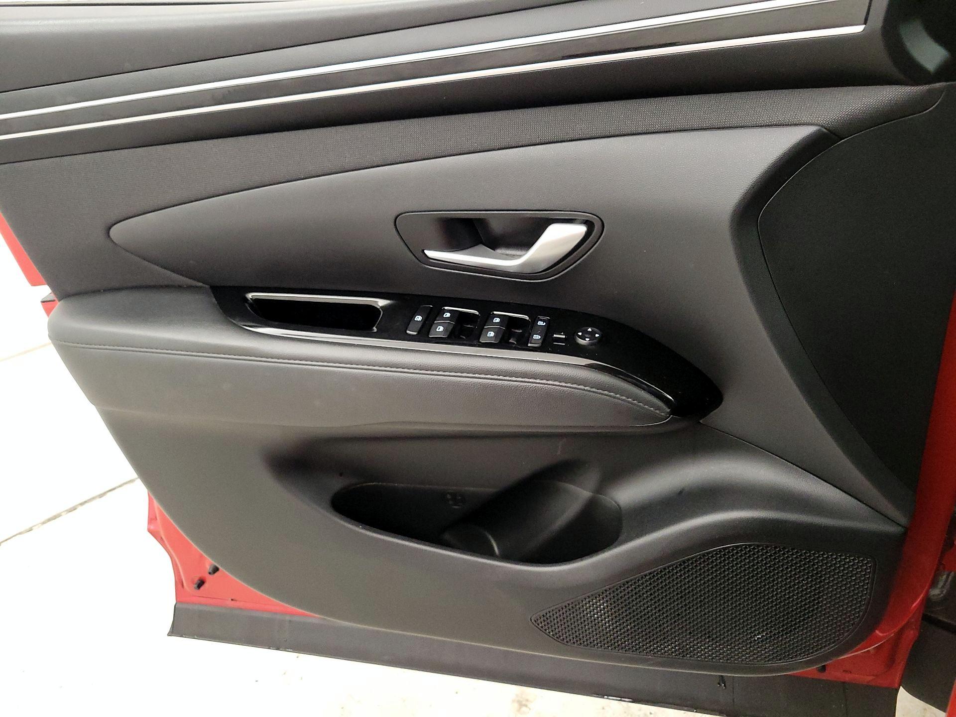 Thumbnail: 2022 Hyundai Tucson - 12