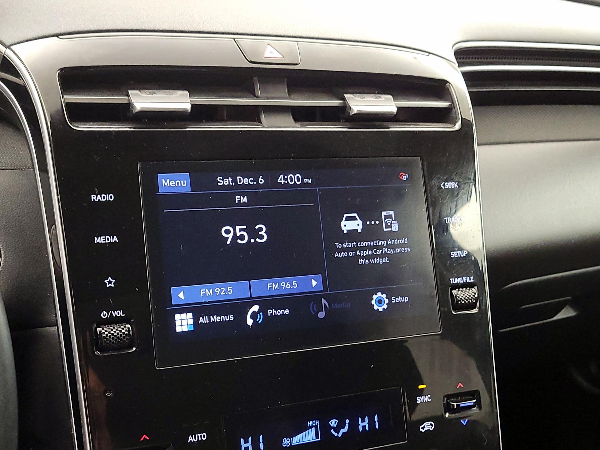 Thumbnail: 2022 Hyundai Tucson - 15