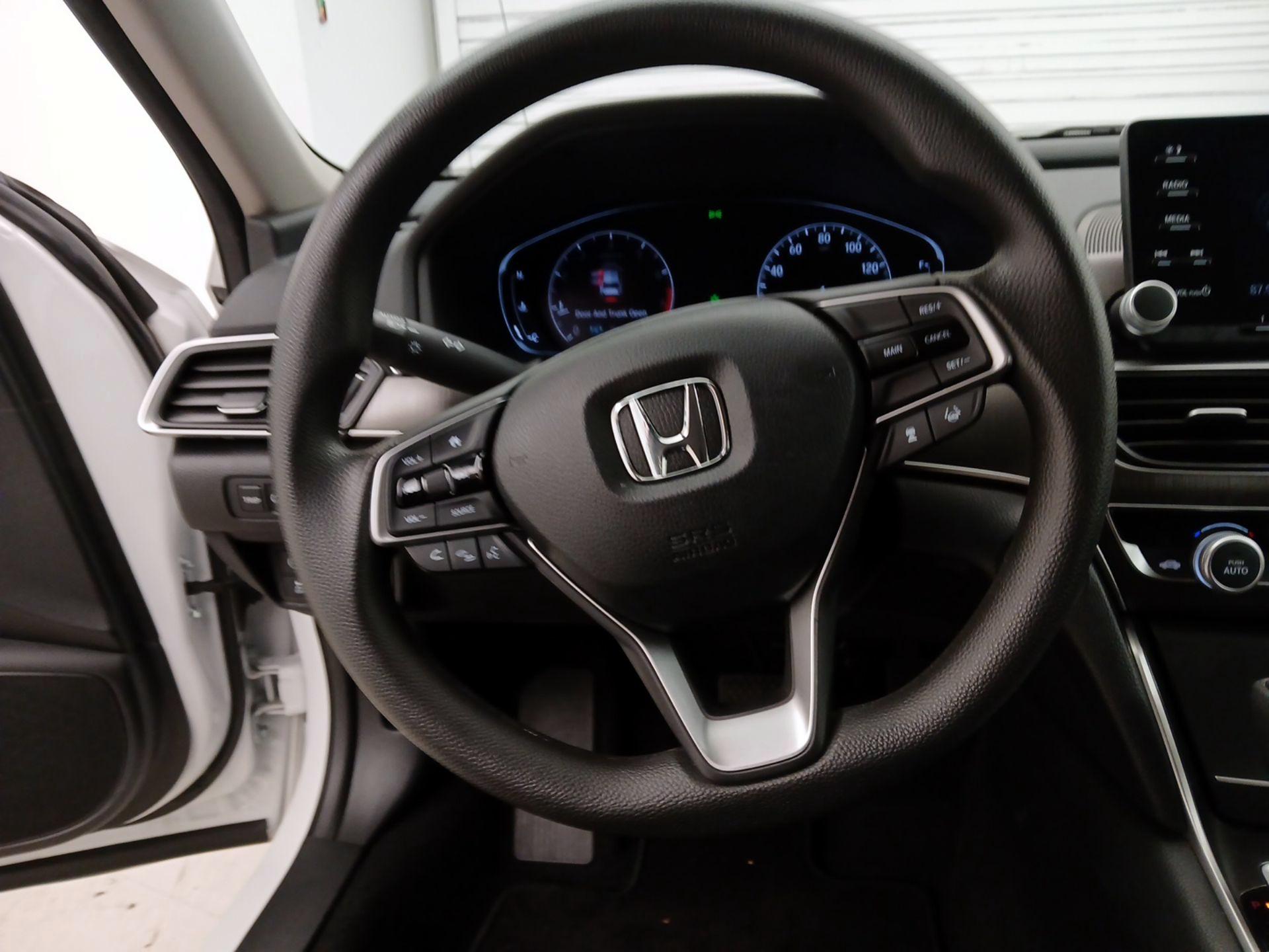 Thumbnail: 2018 Honda Accord - 10