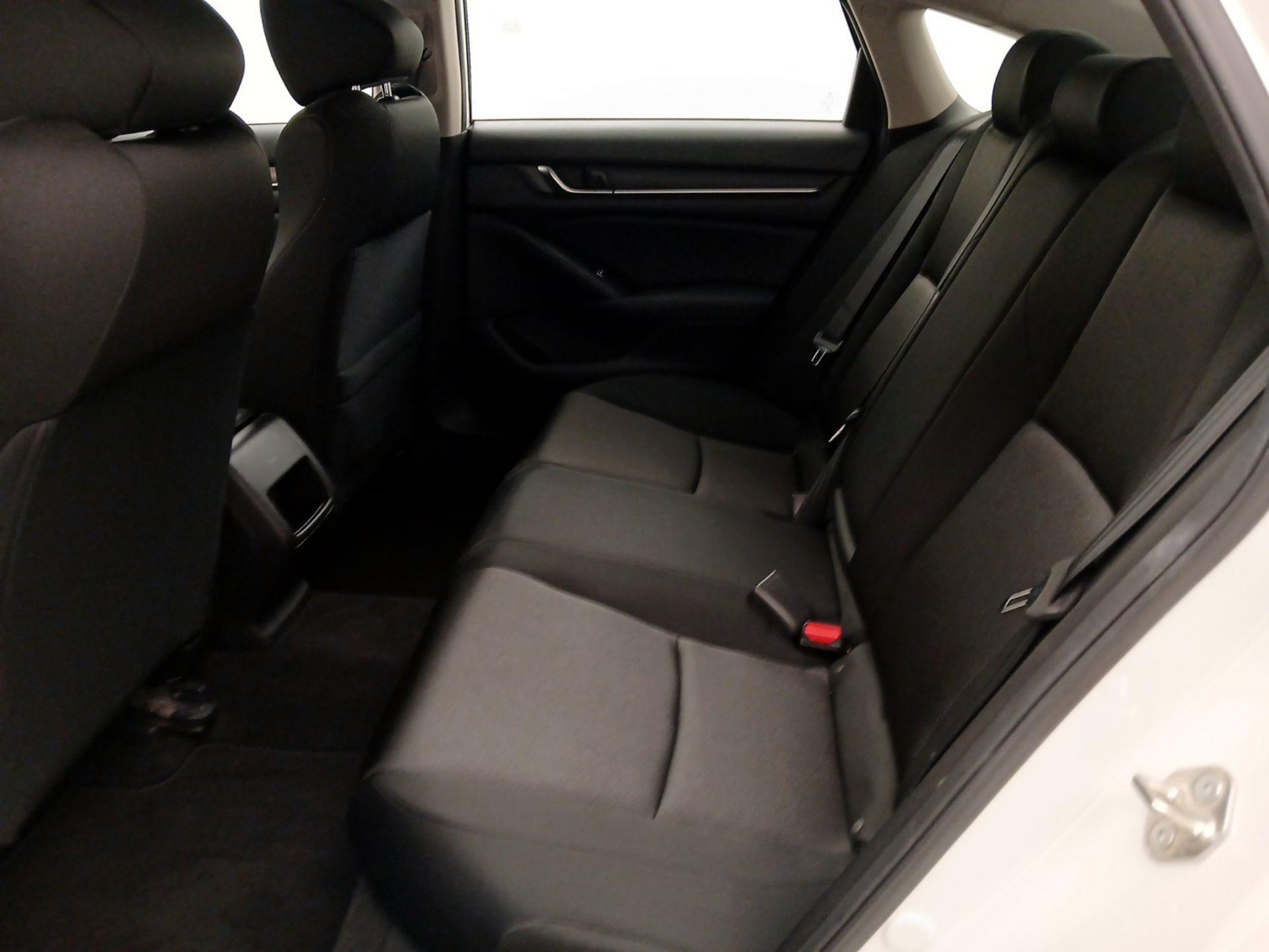 Thumbnail: 2018 Honda Accord - 19