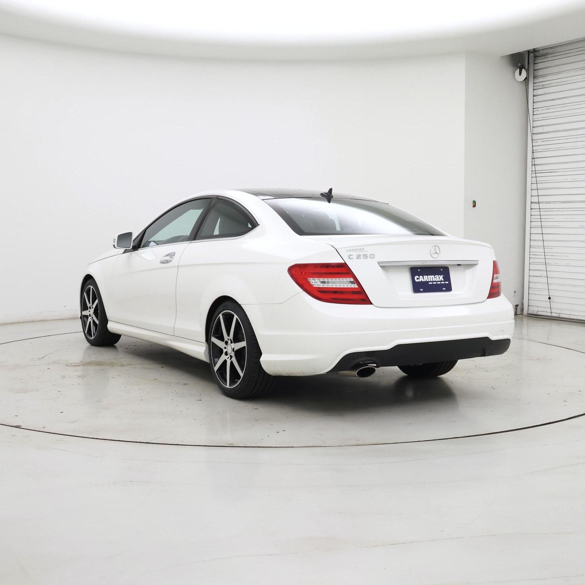 Thumbnail: 2015 Mercedes-Benz C-Class - 2