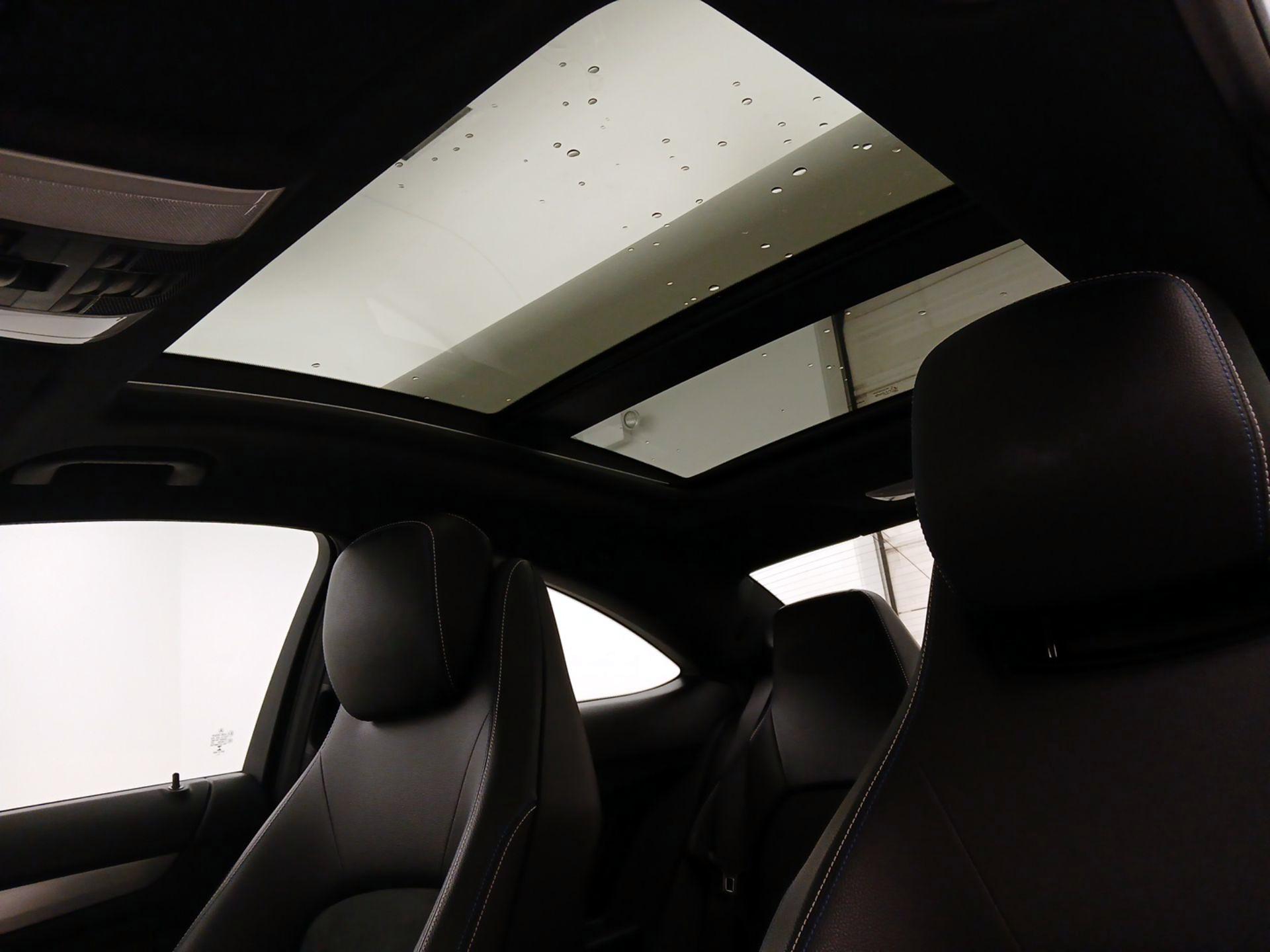 Thumbnail: 2015 Mercedes-Benz C-Class - 20