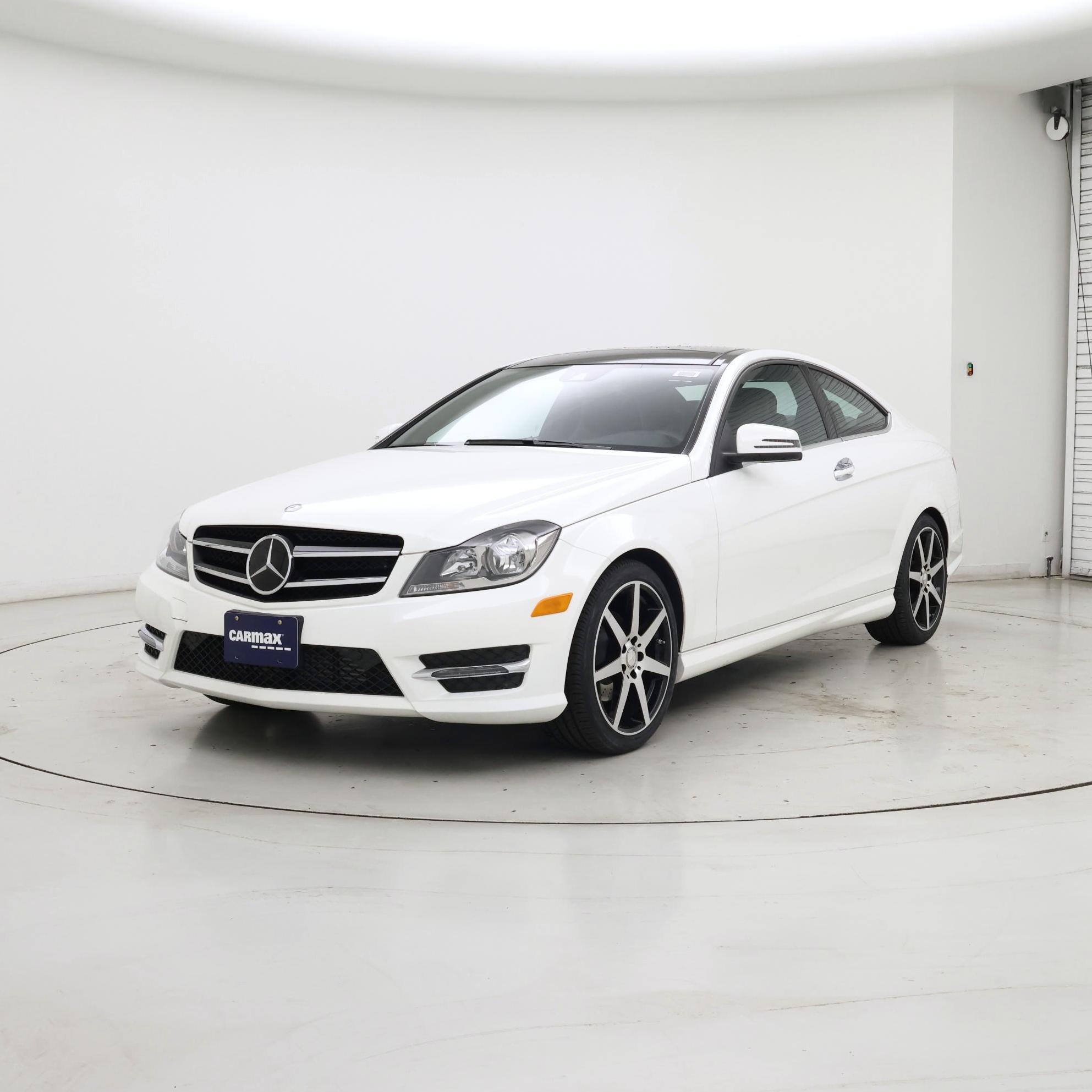 Thumbnail: 2015 Mercedes-Benz C-Class - 4