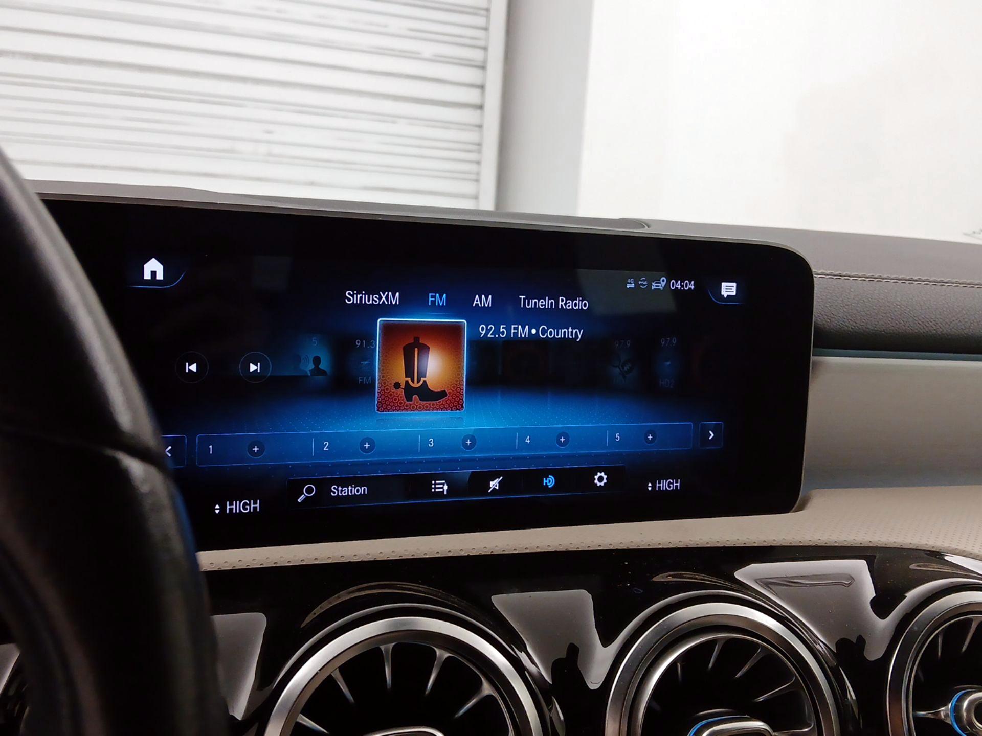 Thumbnail: 2020 Mercedes-Benz CLA - 15