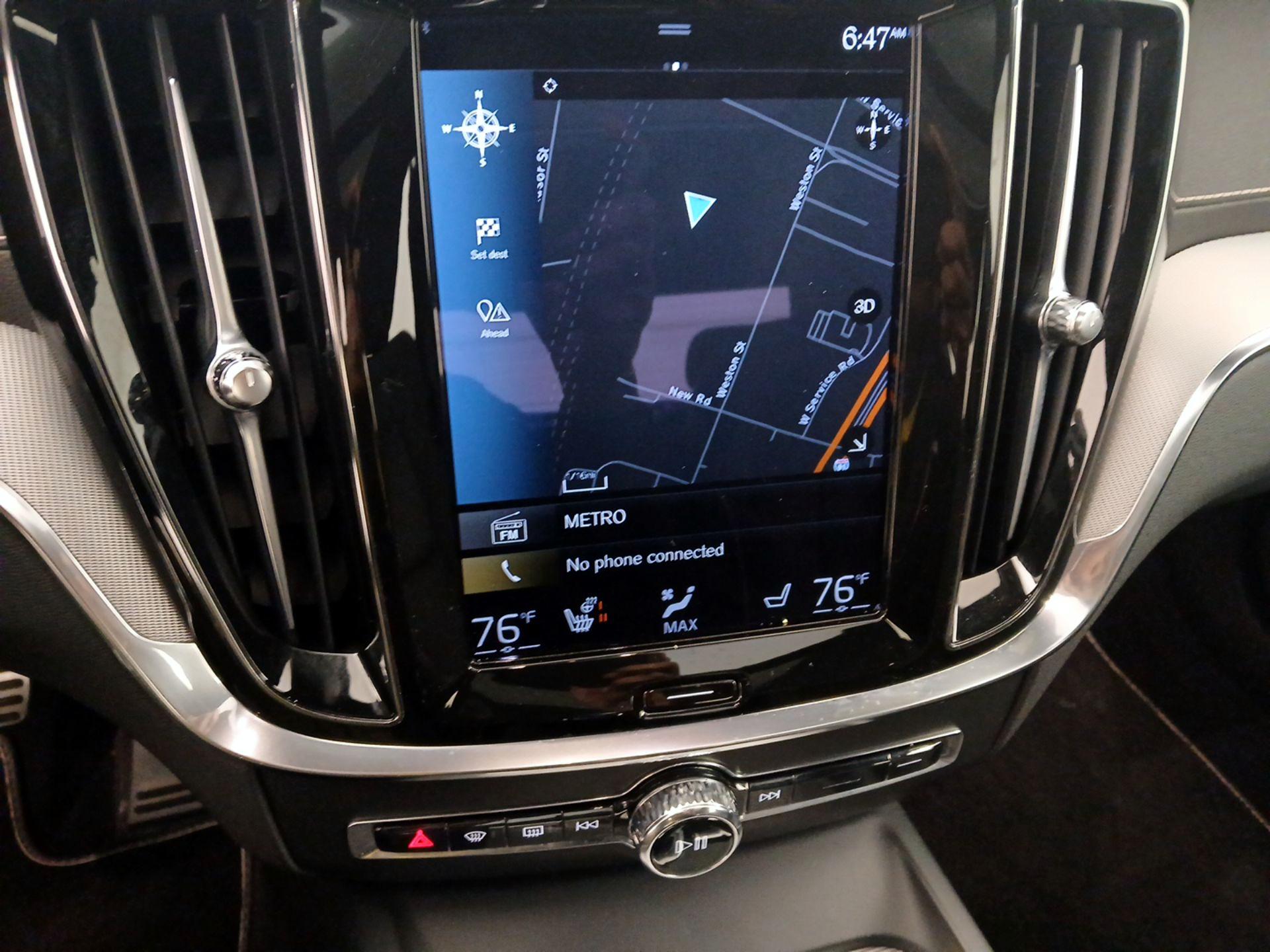 Thumbnail: 2021 Volvo S60 - 14