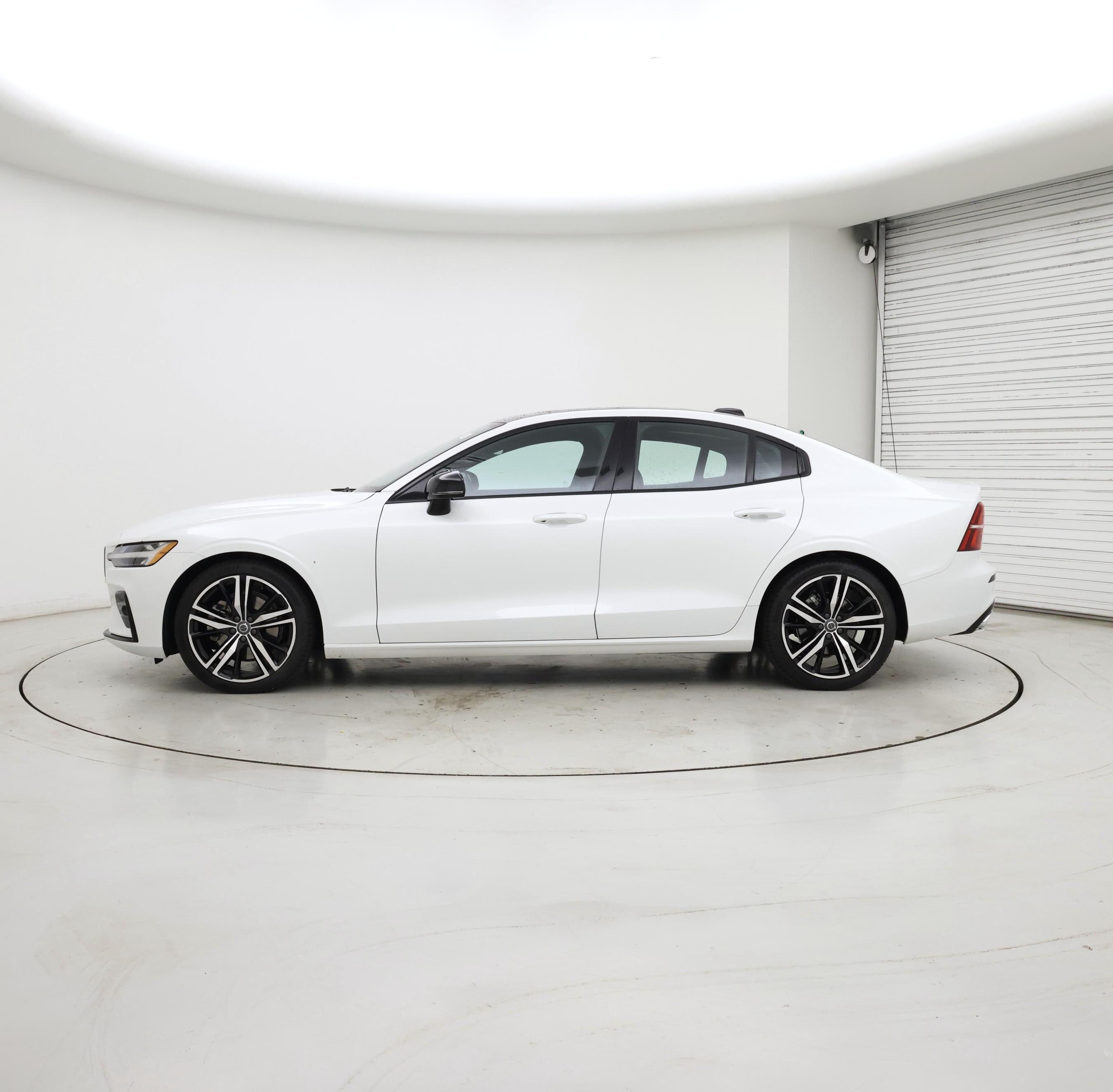 Thumbnail: 2021 Volvo S60 - 3