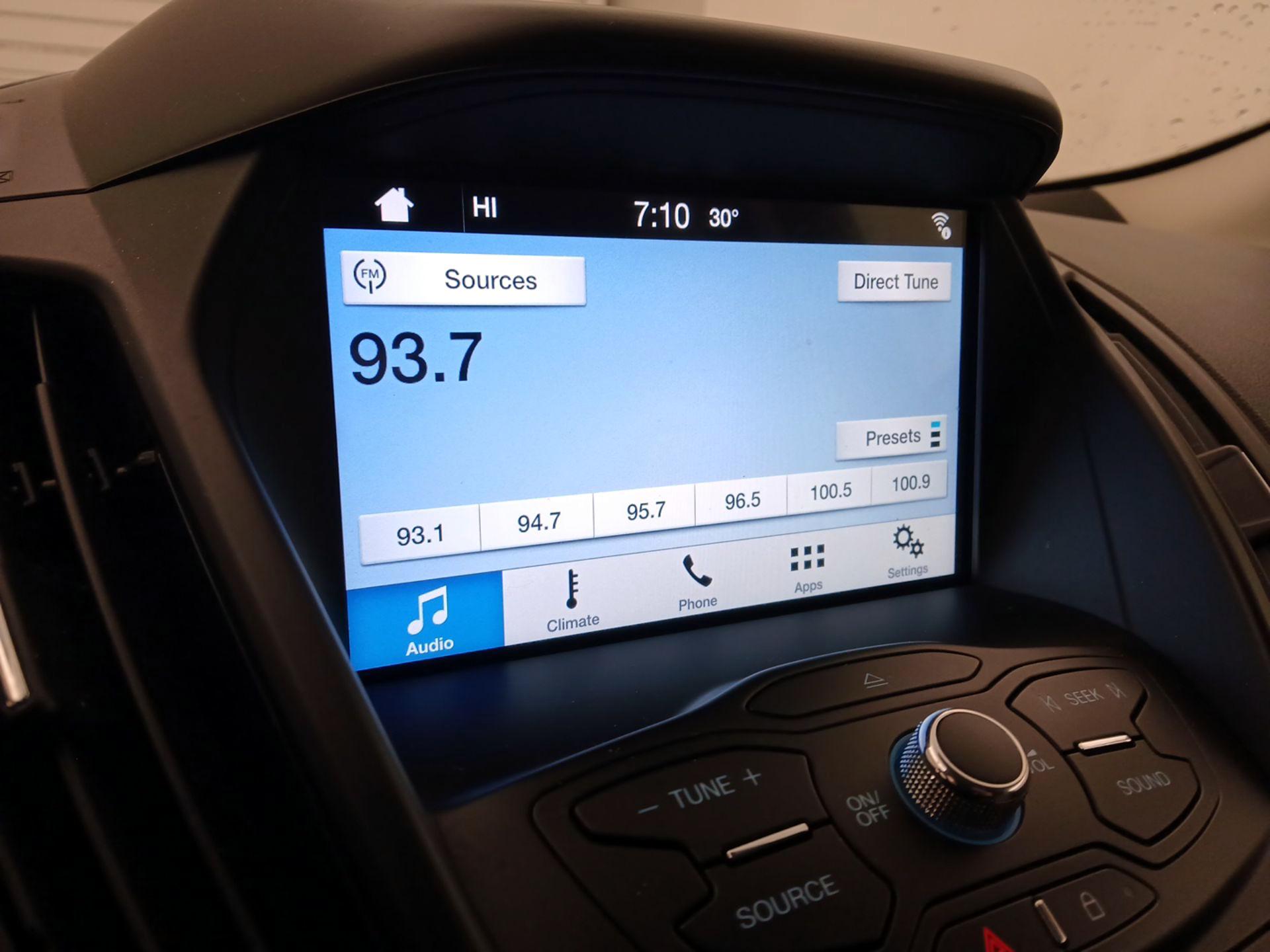 Thumbnail: 2016 Ford Escape - 15