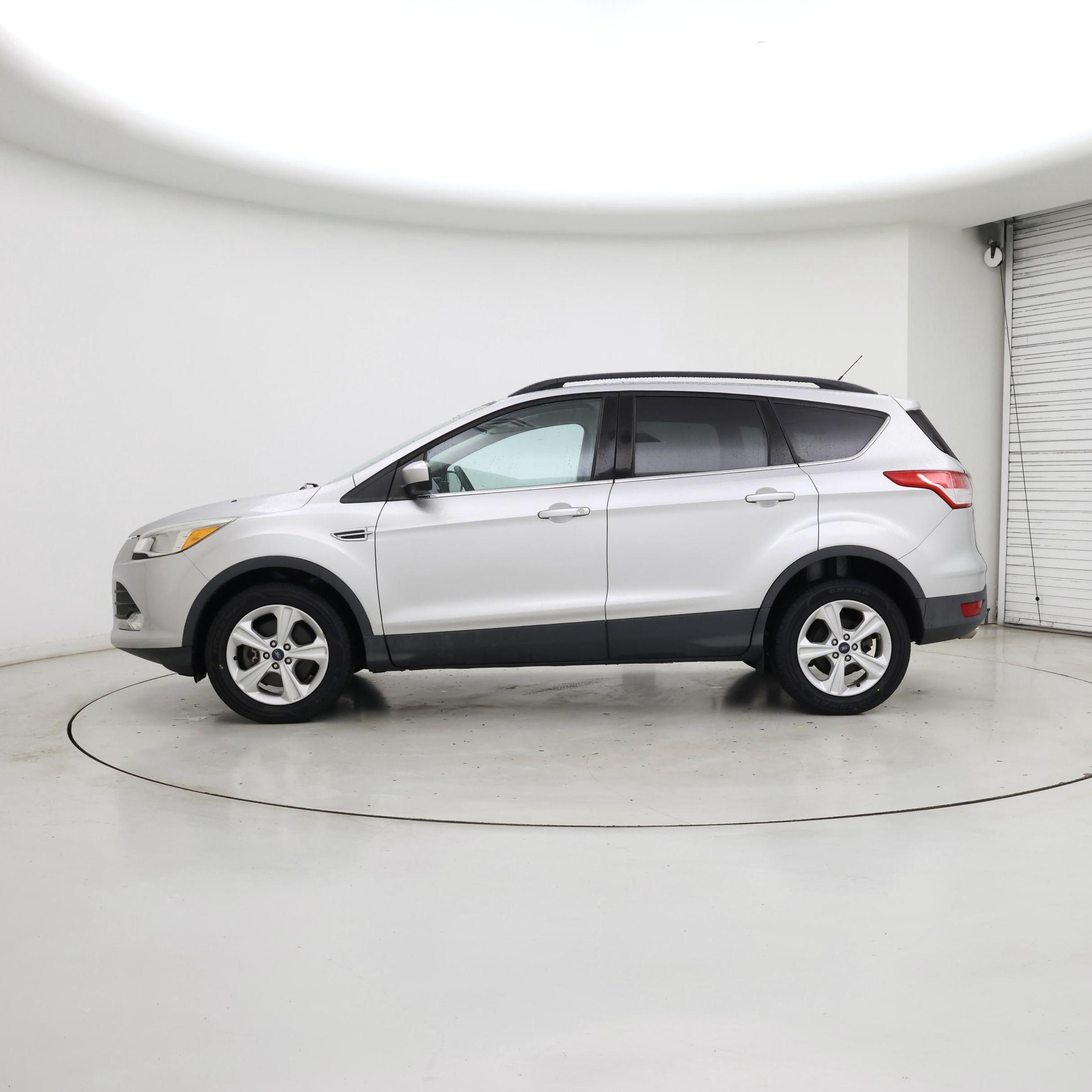 Thumbnail: 2016 Ford Escape - 3