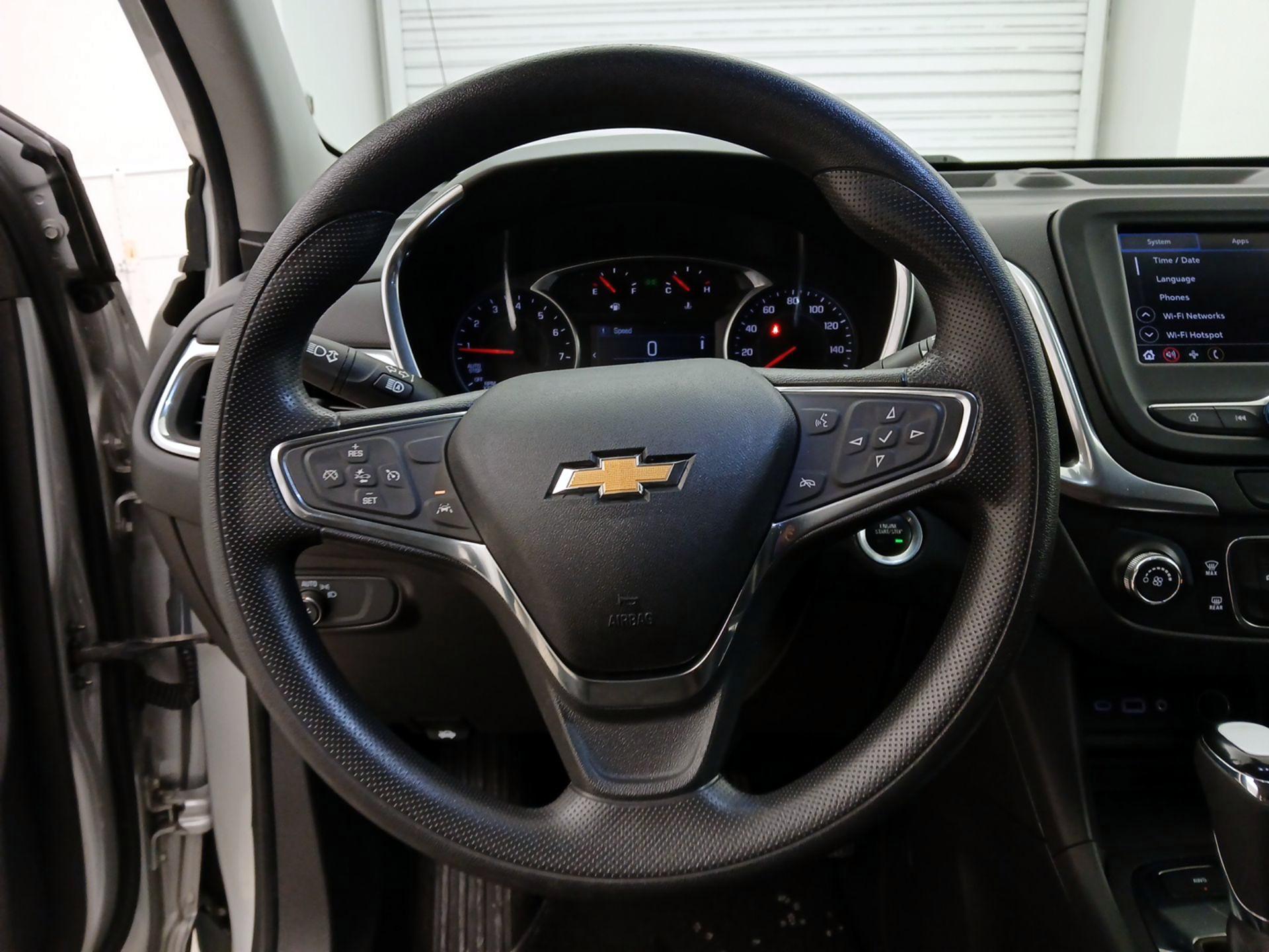 Thumbnail: 2021 Chevrolet Equinox - 10