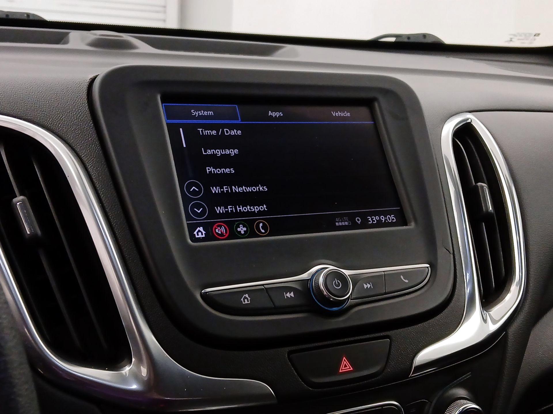 Thumbnail: 2021 Chevrolet Equinox - 15