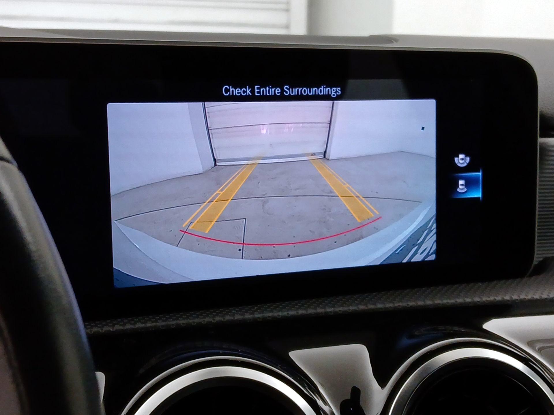 Thumbnail: 2020 Mercedes-Benz A-Class - 15