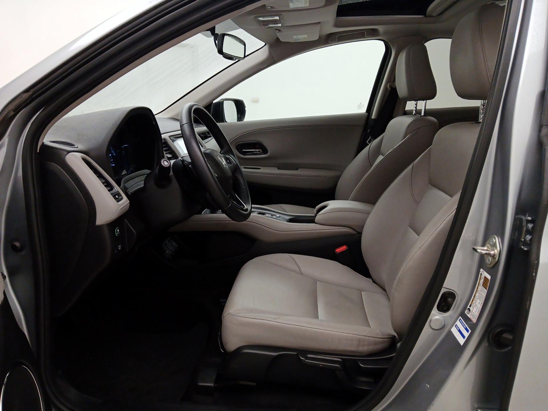 Thumbnail: 2017 Honda HR-V - 11