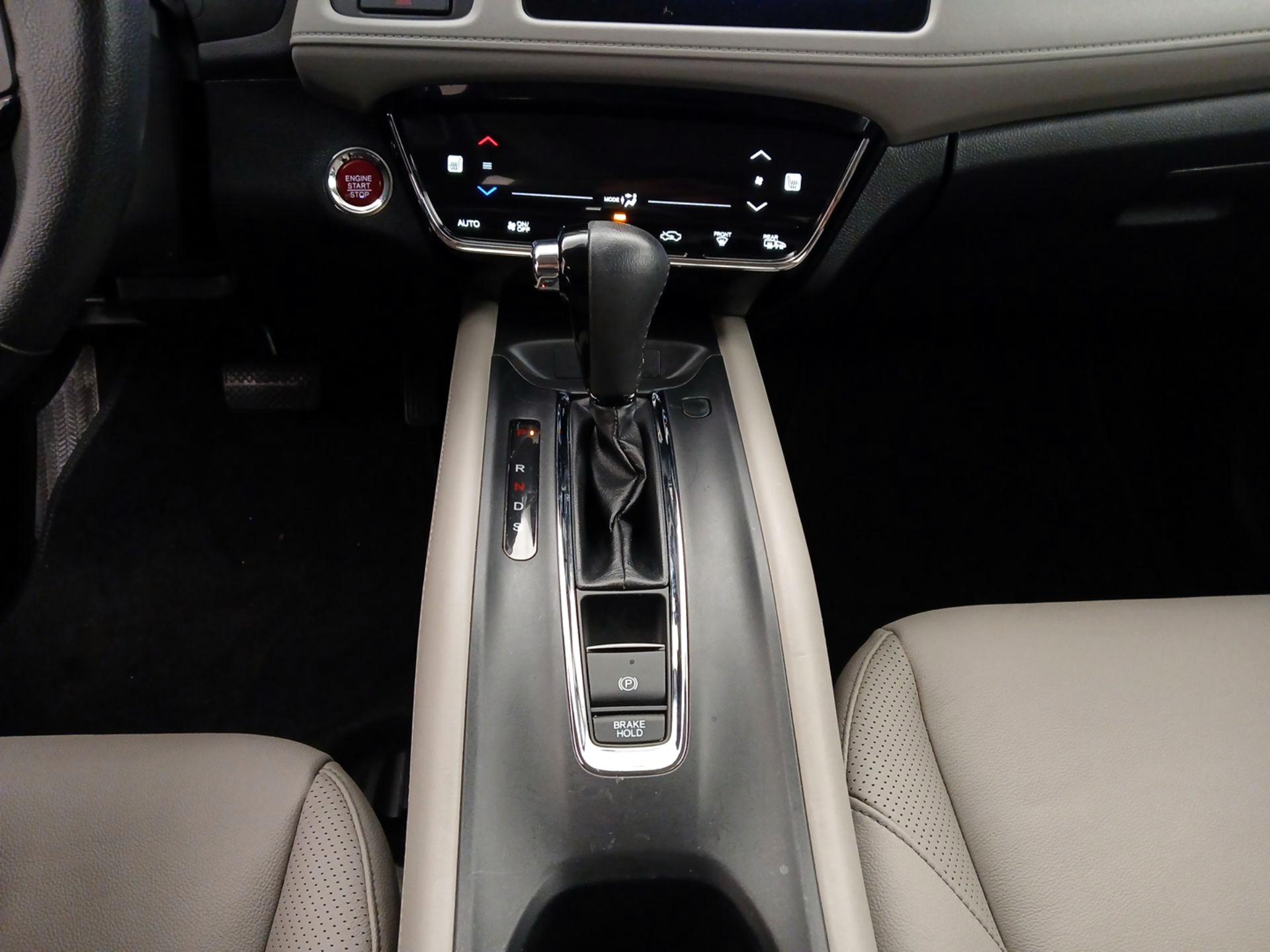 Thumbnail: 2017 Honda HR-V - 18