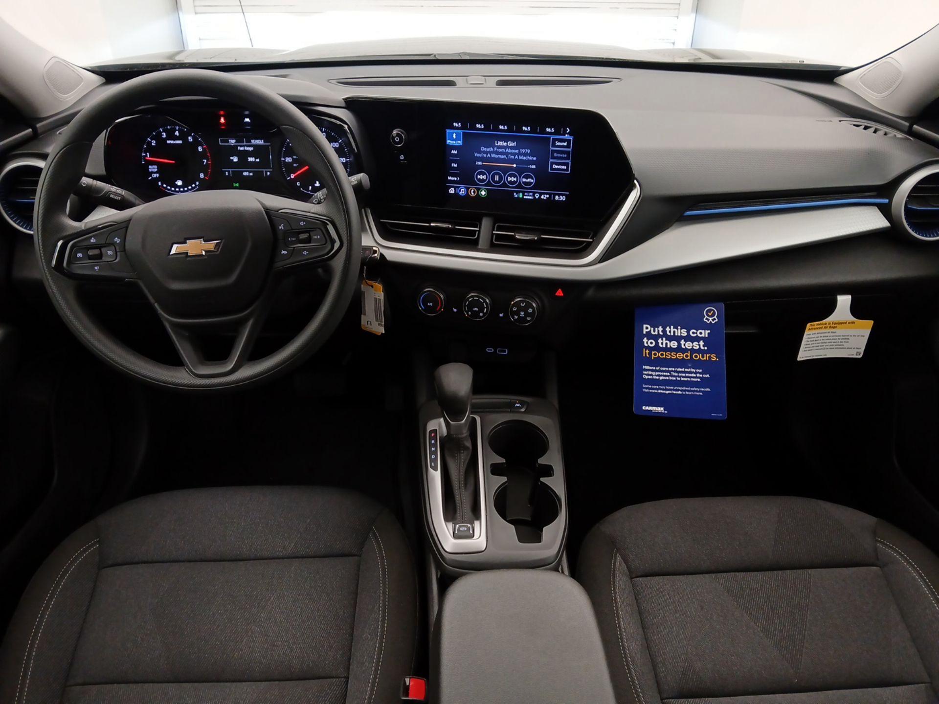 Thumbnail: 2025 Chevrolet Trax - 9
