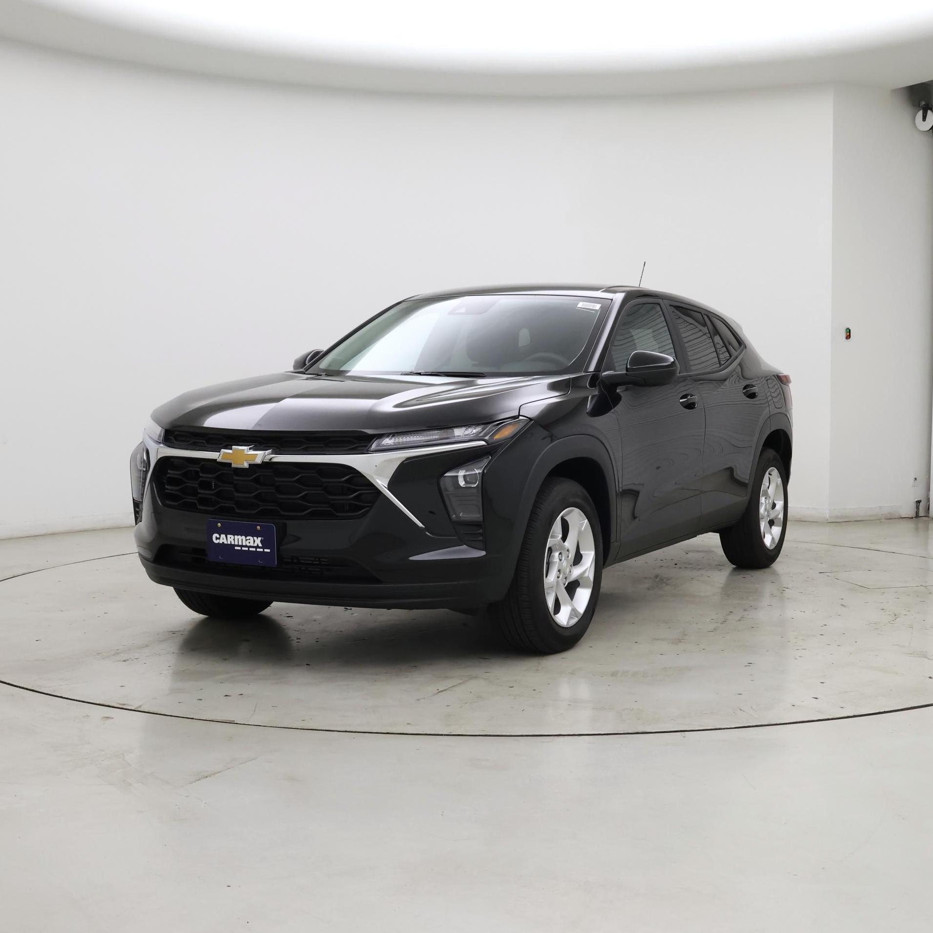 Thumbnail: 2025 Chevrolet Trax - 4