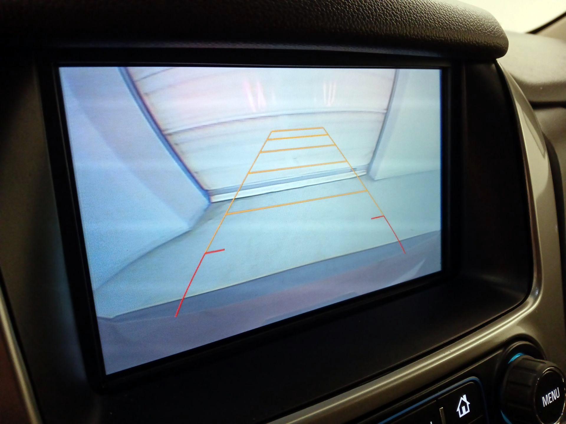 Thumbnail: 2016 Chevrolet Tahoe - 15