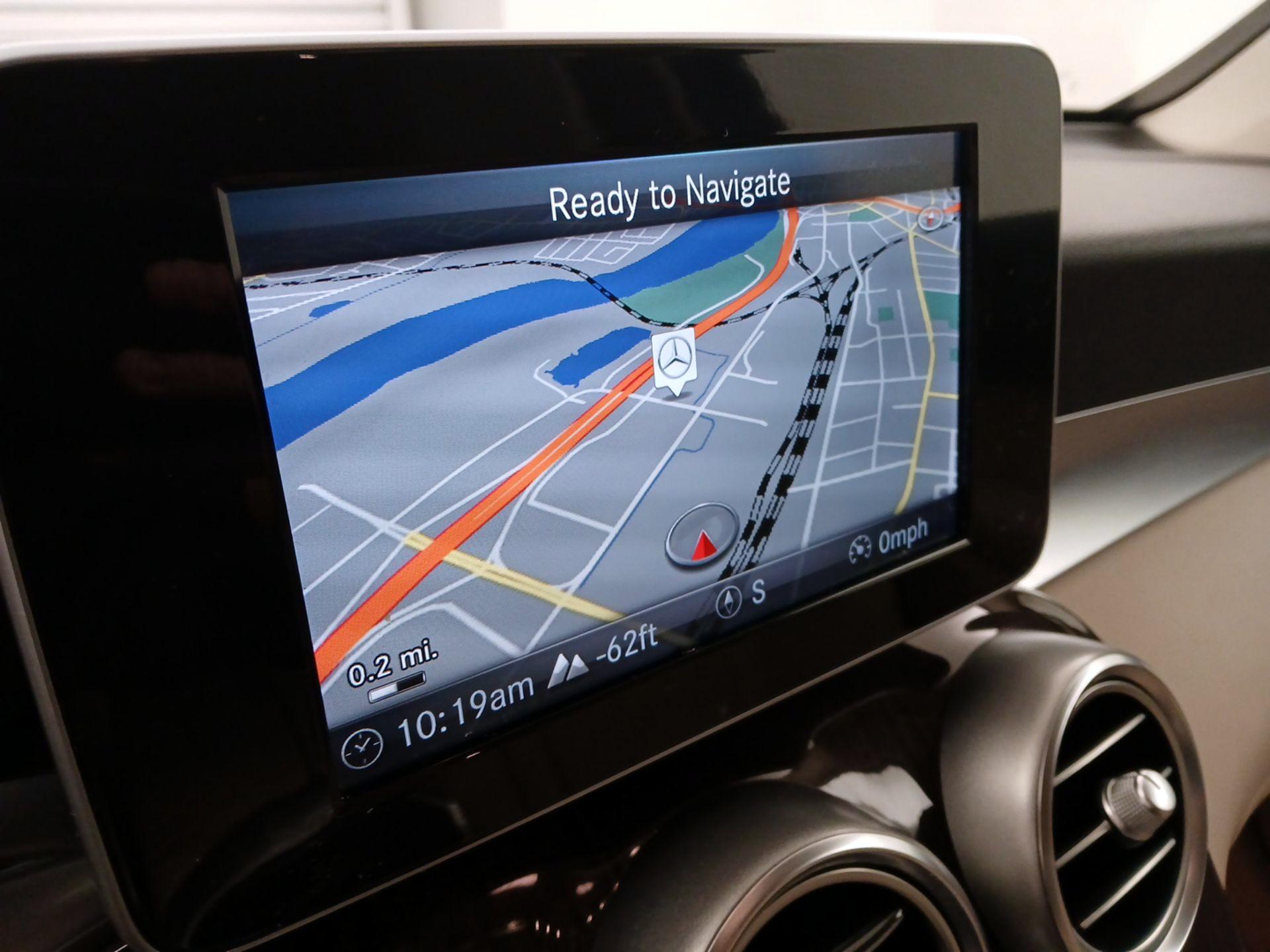 Thumbnail: 2019 Mercedes-Benz GLC - 14