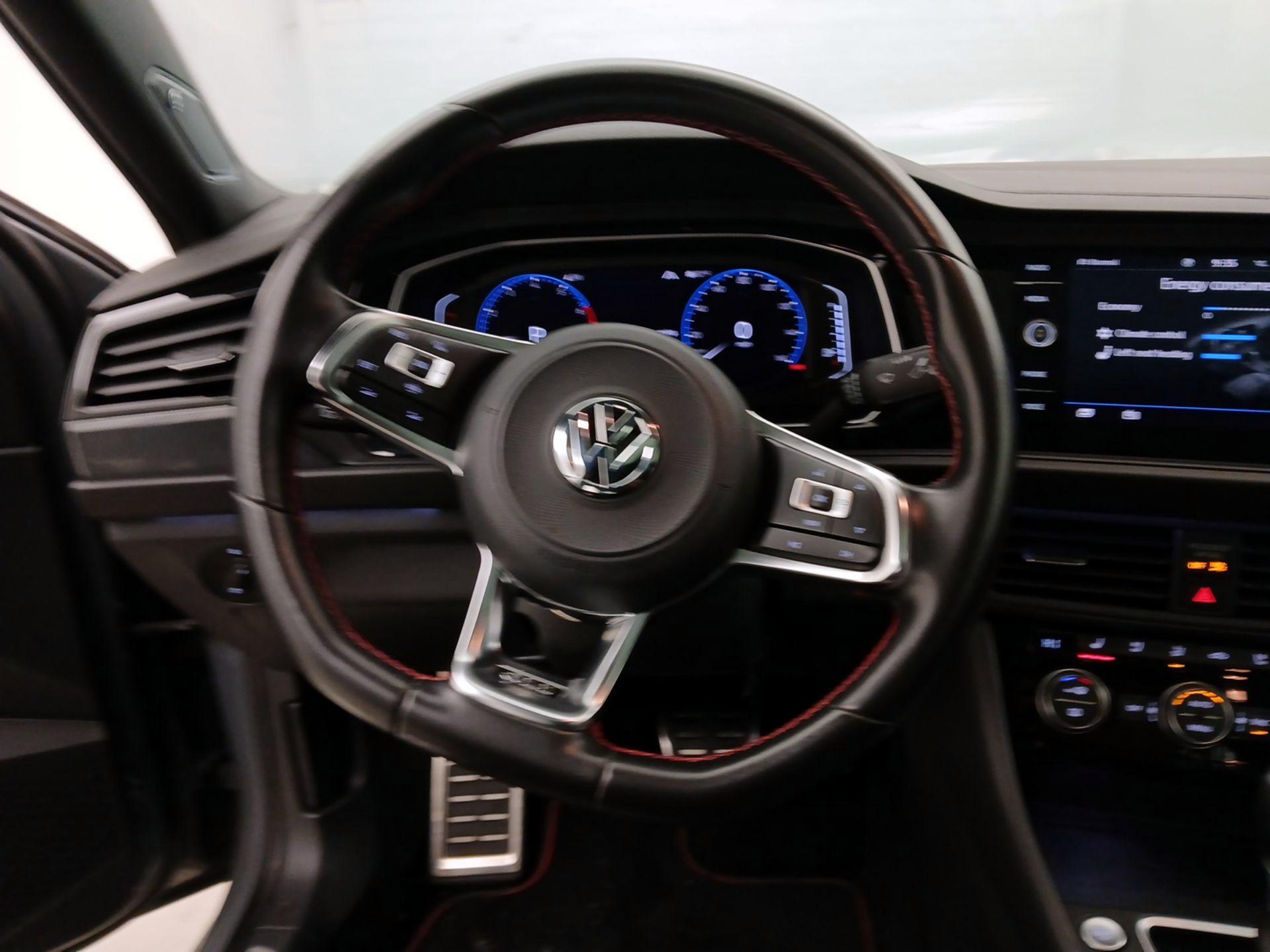 Thumbnail: 2020 Volkswagen Jetta - 10