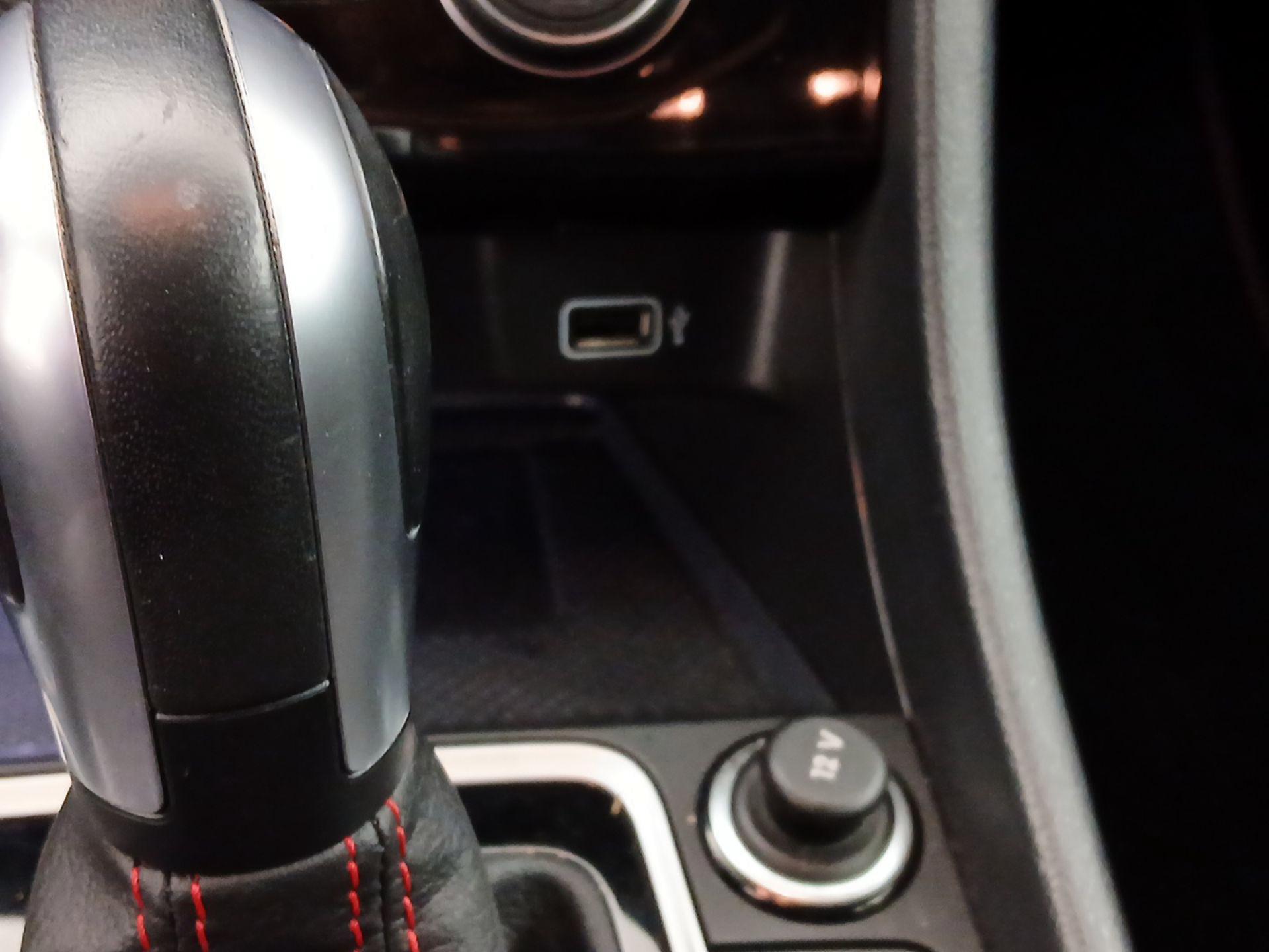 Thumbnail: 2020 Volkswagen Jetta - 18