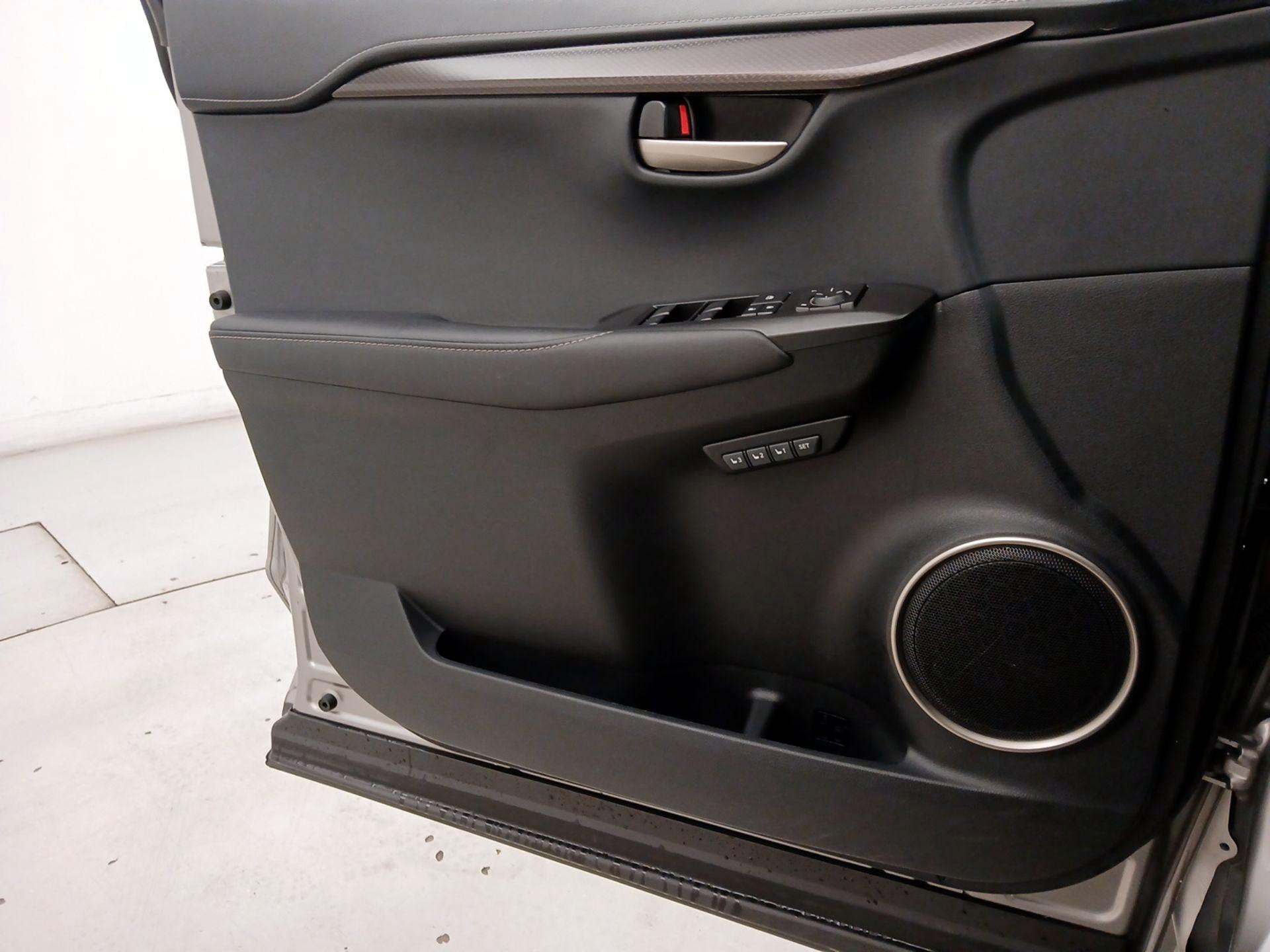 Thumbnail: 2016 Lexus NX - 12