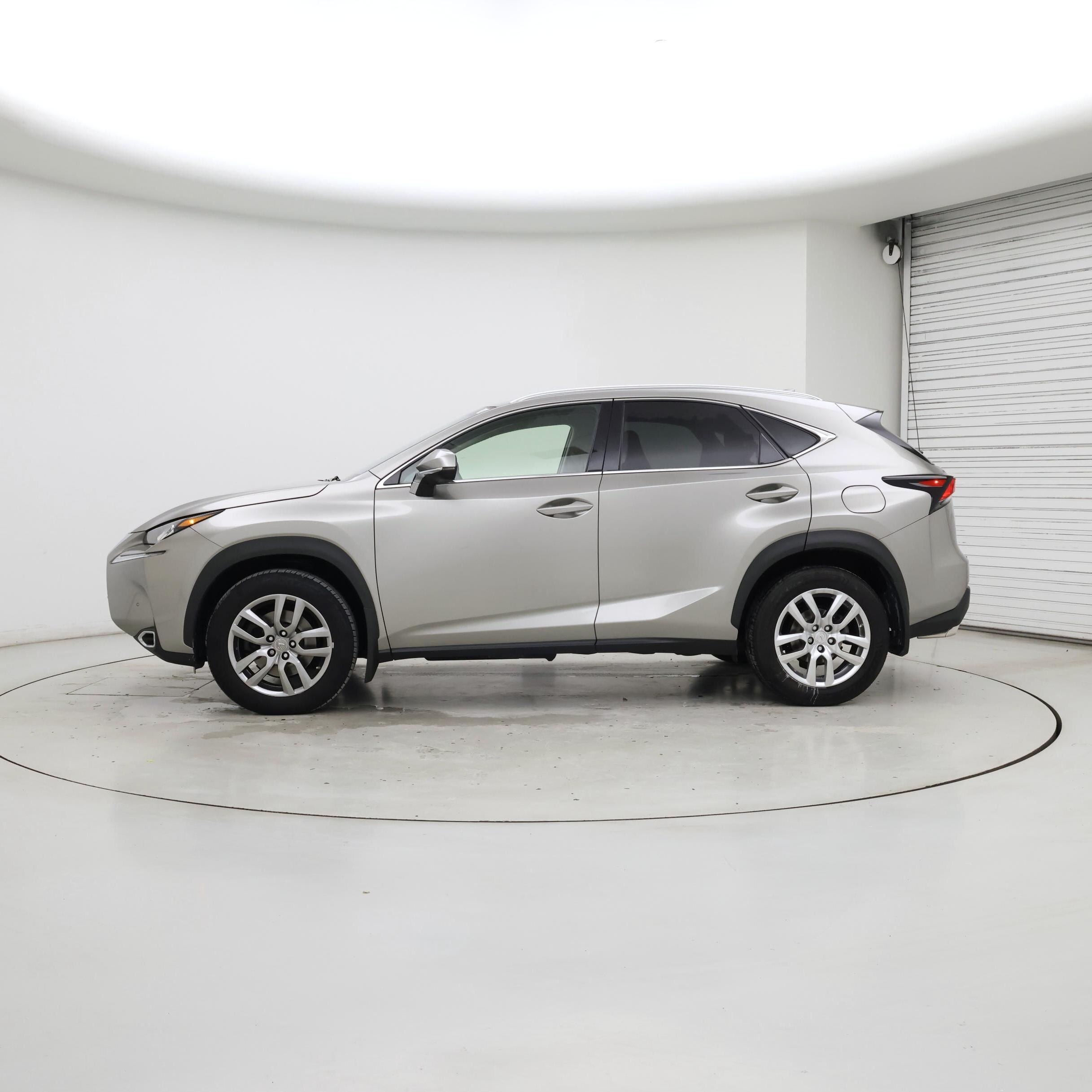Thumbnail: 2016 Lexus NX - 3