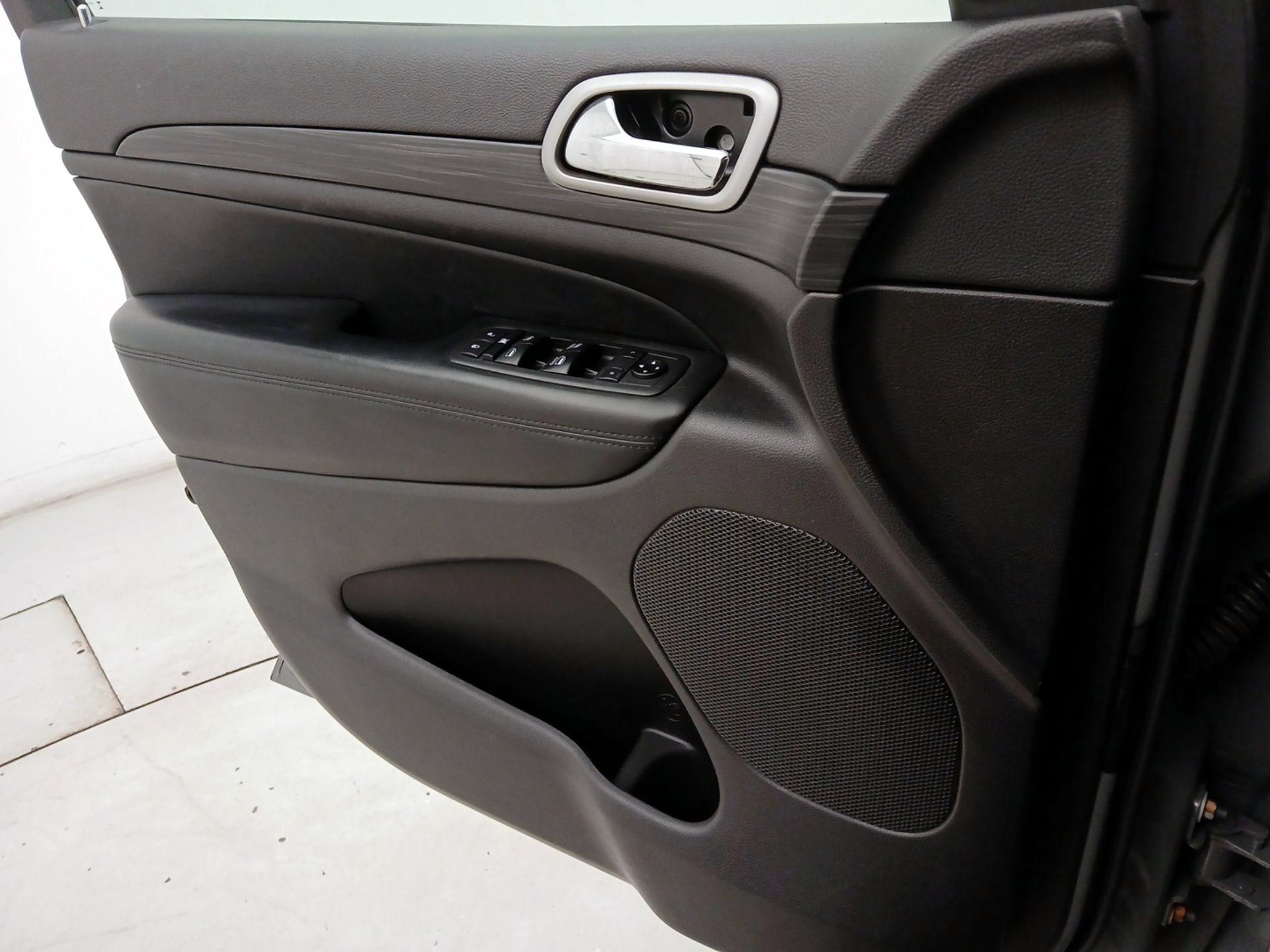 Thumbnail: 2020 Jeep Grand Cherokee - 12