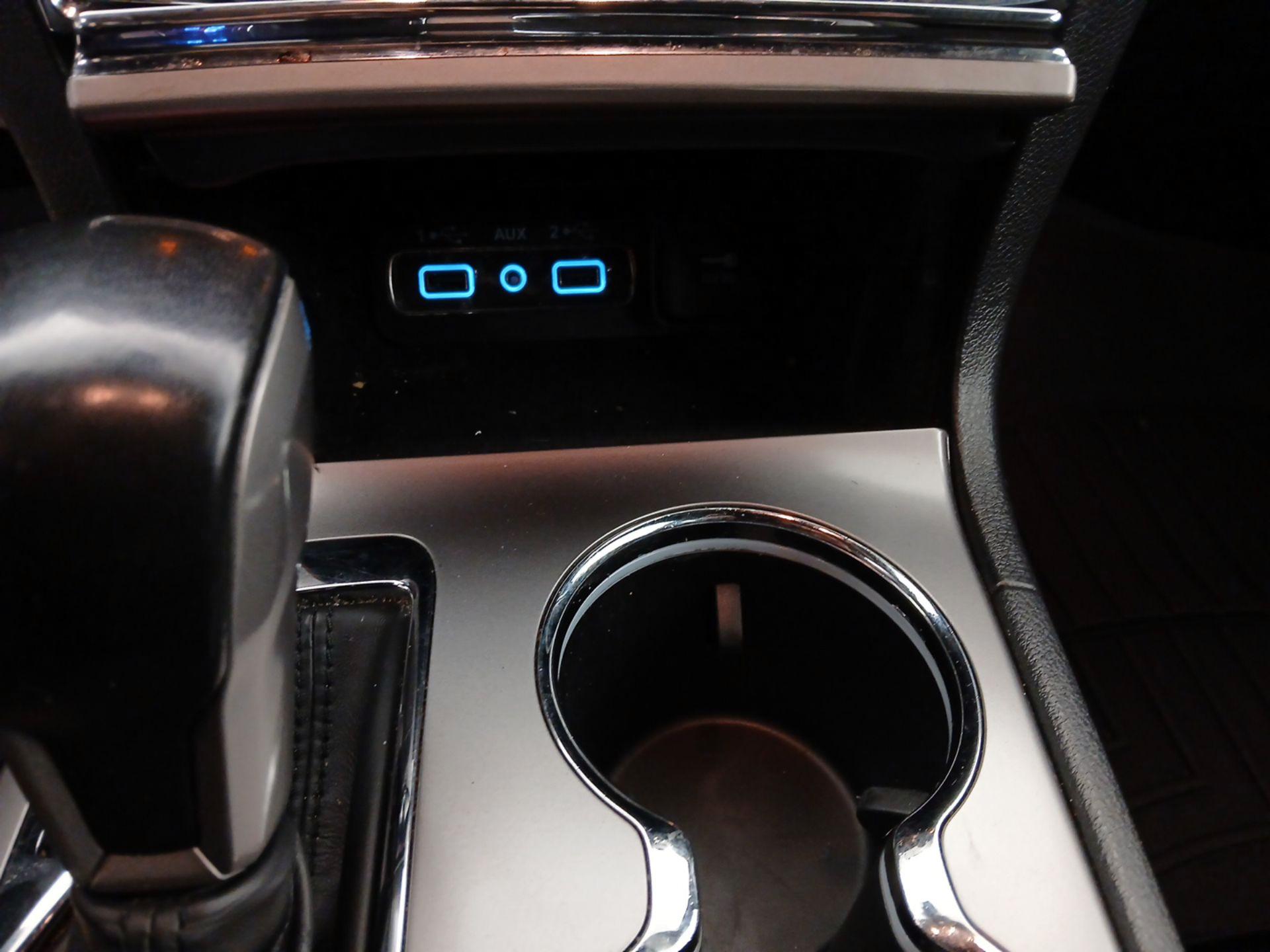 Thumbnail: 2020 Jeep Grand Cherokee - 19