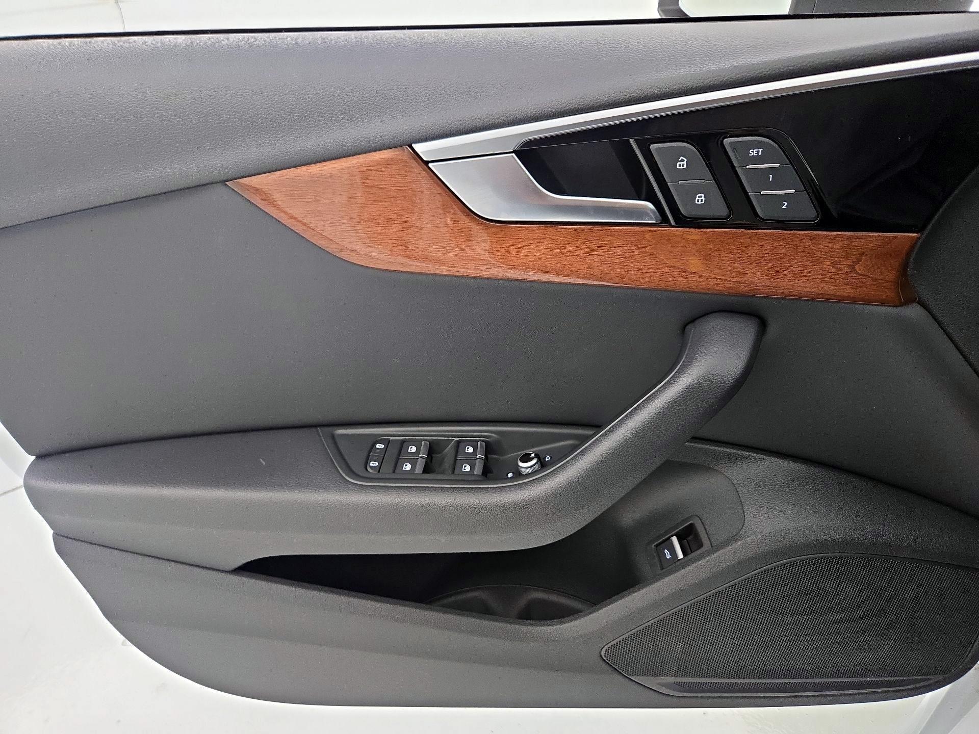 Thumbnail: 2023 Audi A4 - 12