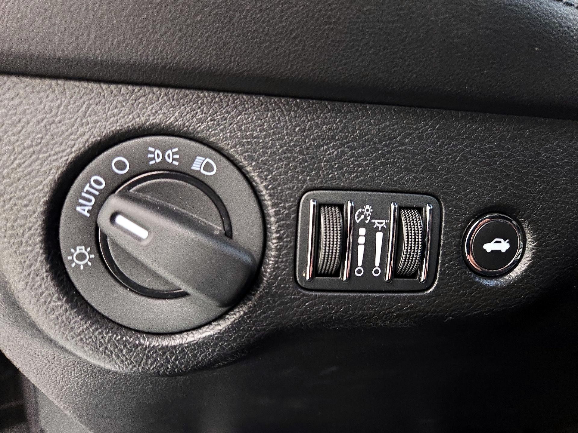 Thumbnail: 2022 Dodge Challenger - 13