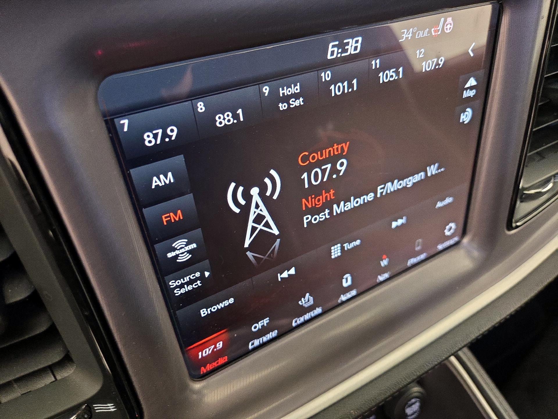 Thumbnail: 2022 Dodge Challenger - 16