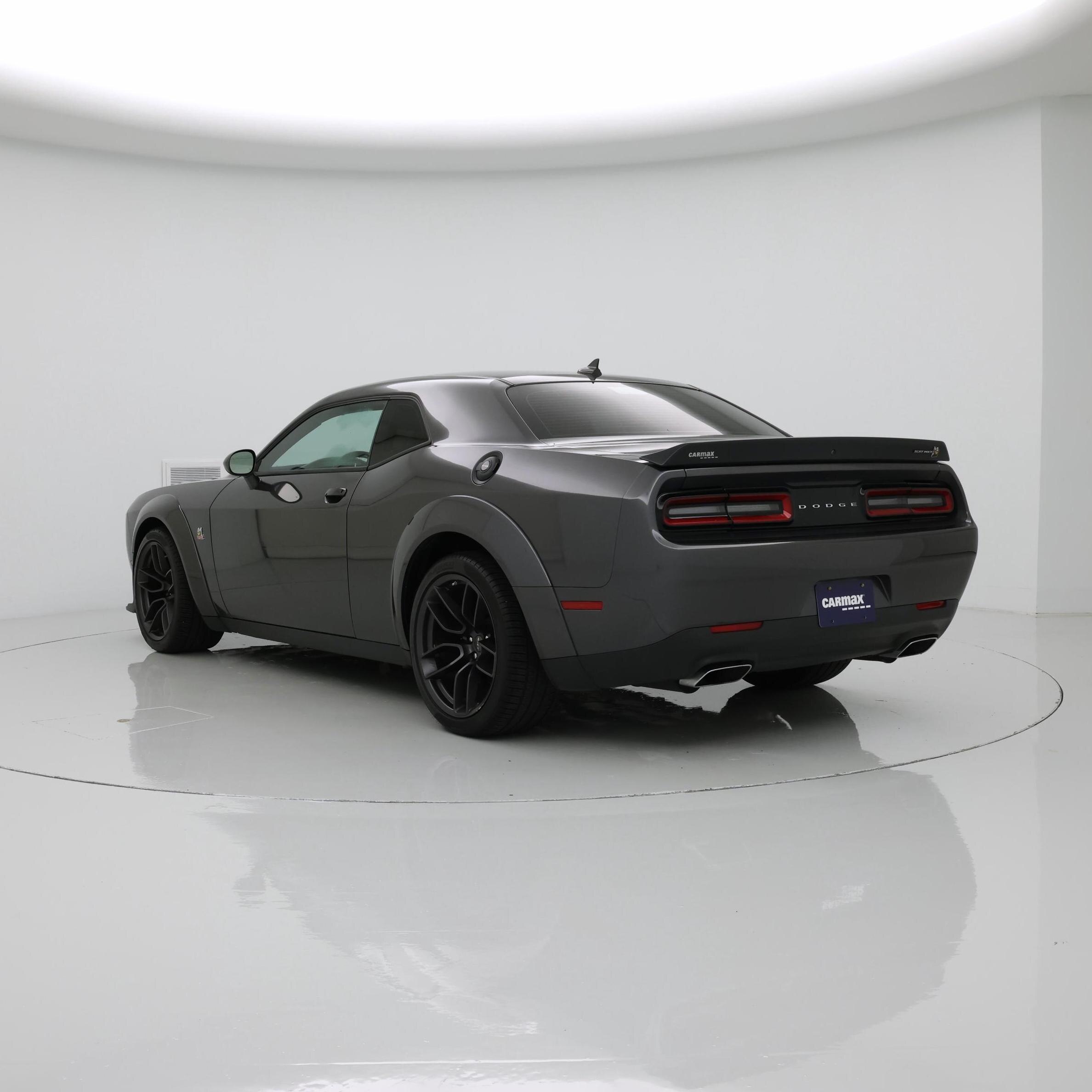 Thumbnail: 2022 Dodge Challenger - 2