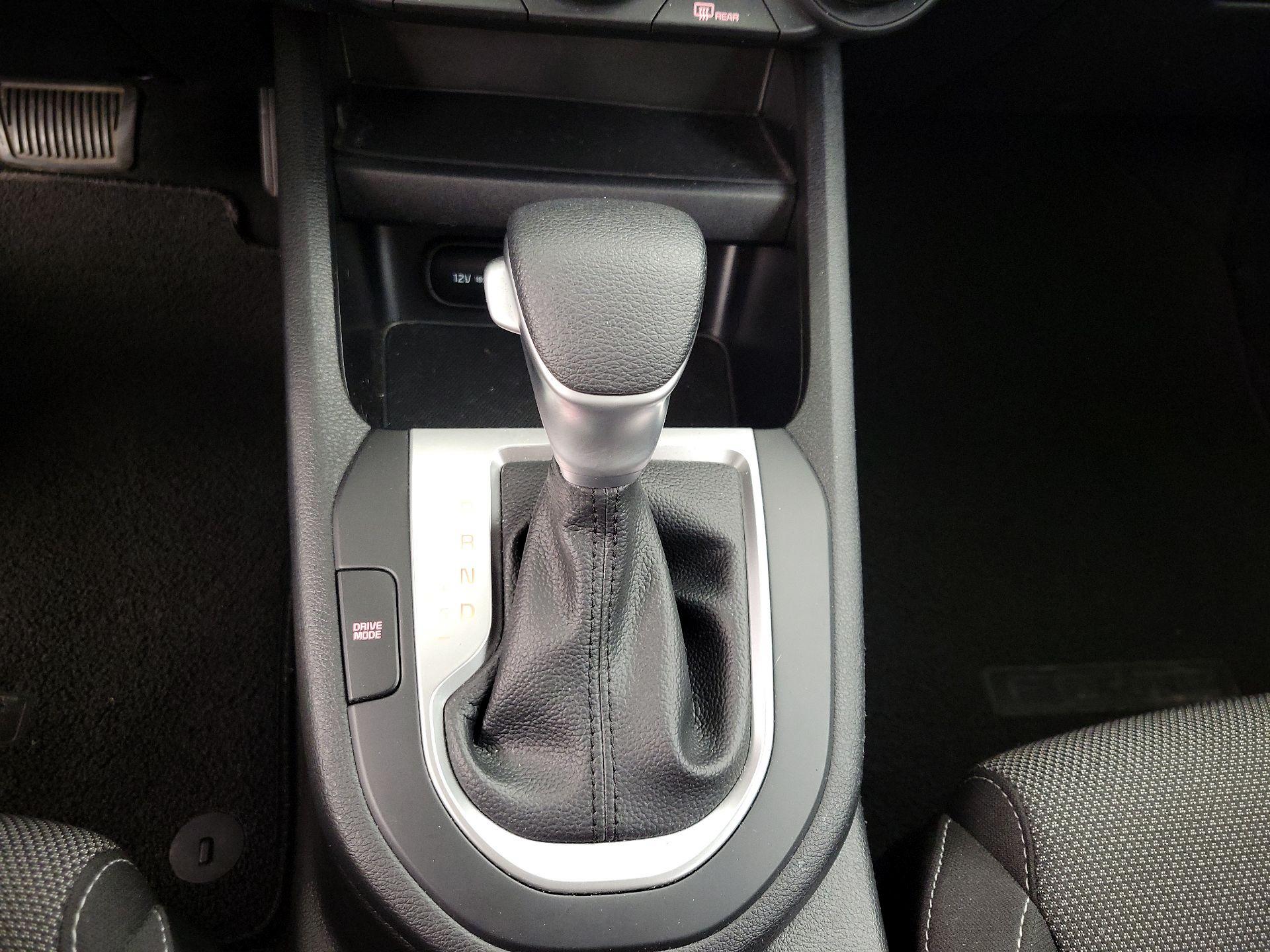 Thumbnail: 2023 Kia Forte - 17