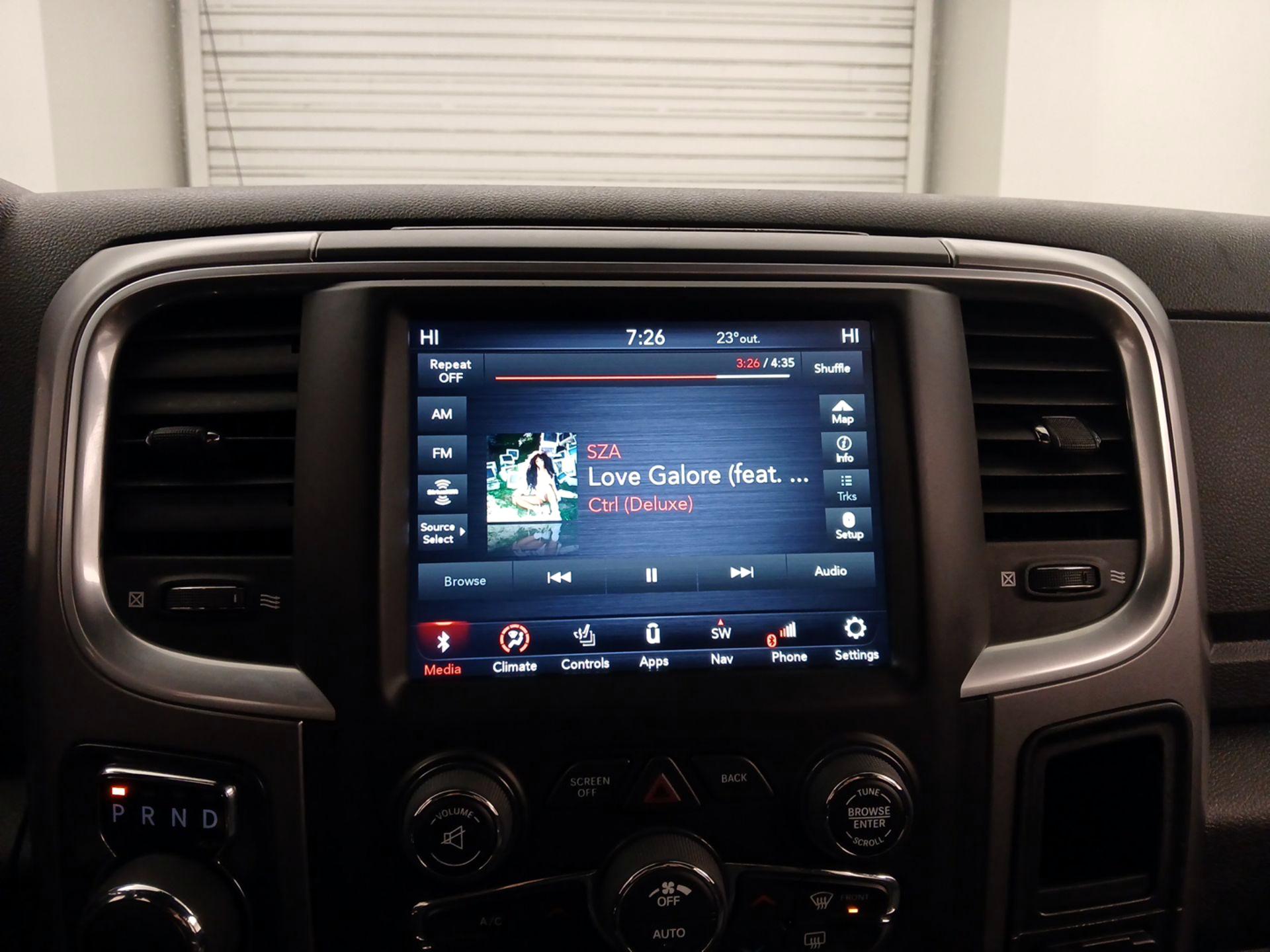 Thumbnail: 2022 RAM 1500 Classic - 15