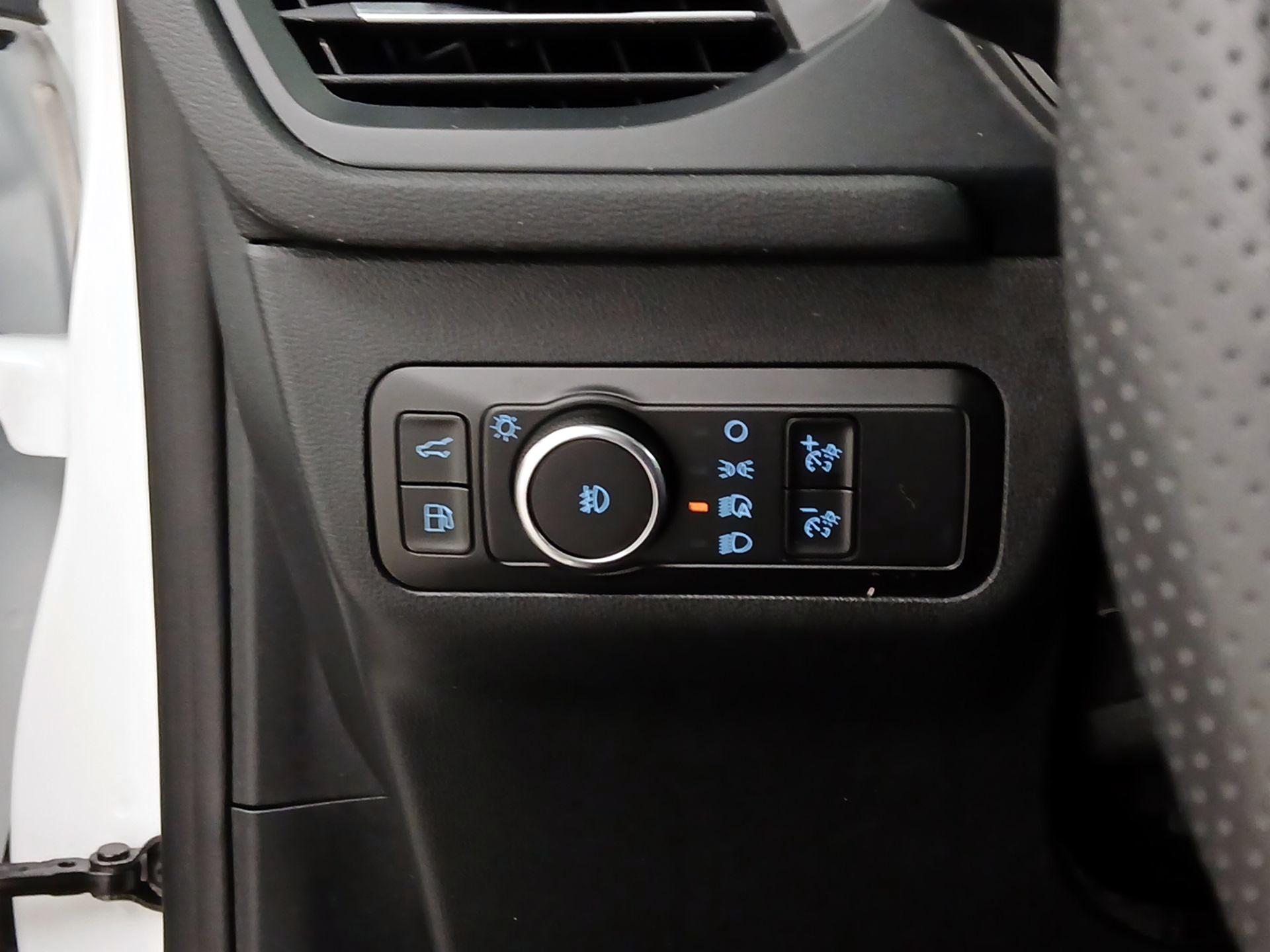 Thumbnail: 2023 Ford Escape - 13