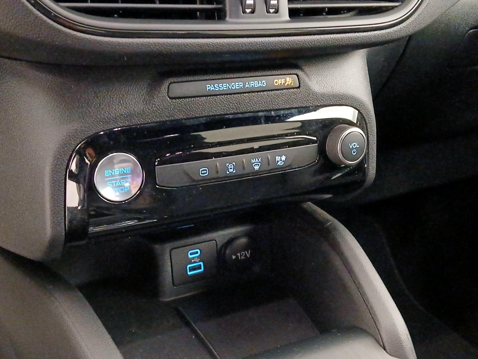 Thumbnail: 2023 Ford Escape - 17