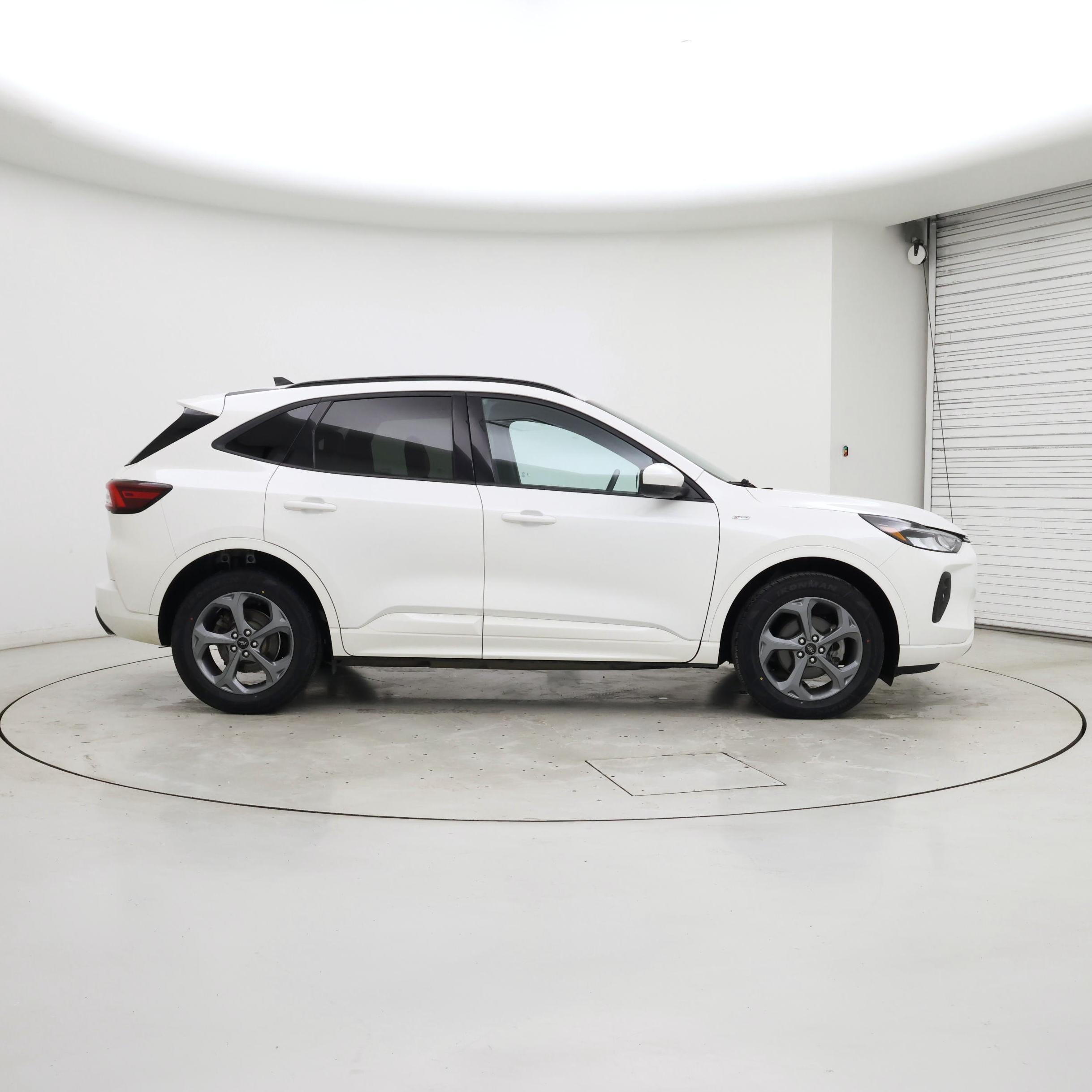 Thumbnail: 2023 Ford Escape - 7