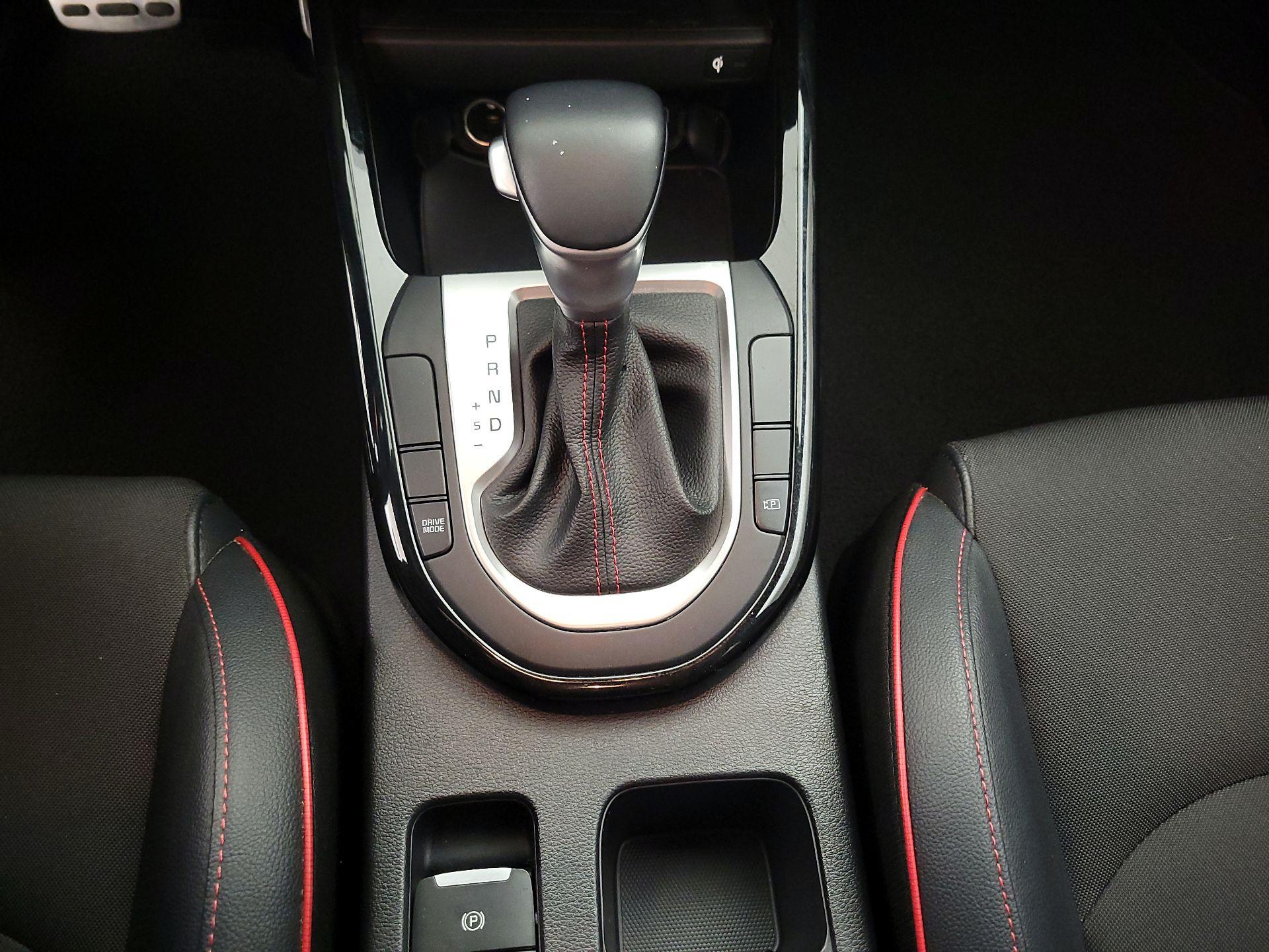 Thumbnail: 2022 Kia Forte - 17