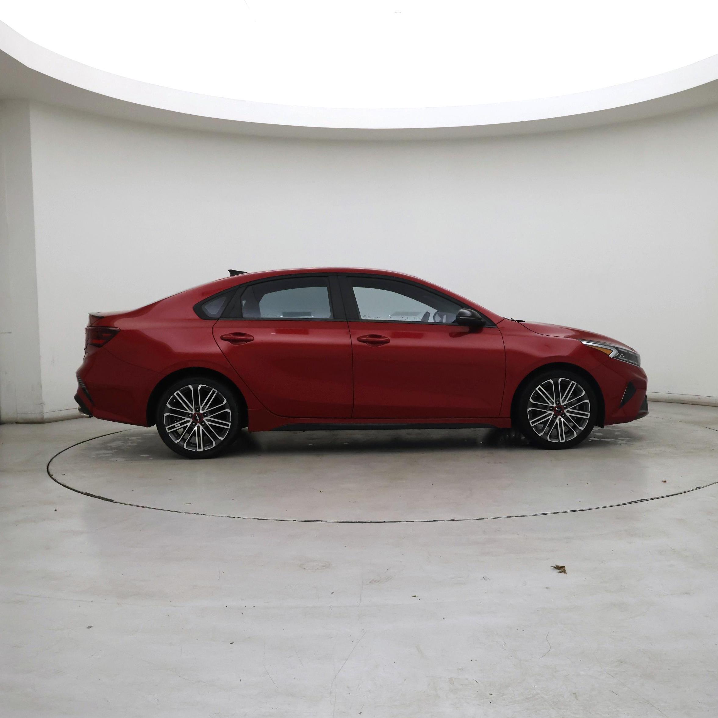 Thumbnail: 2022 Kia Forte - 7