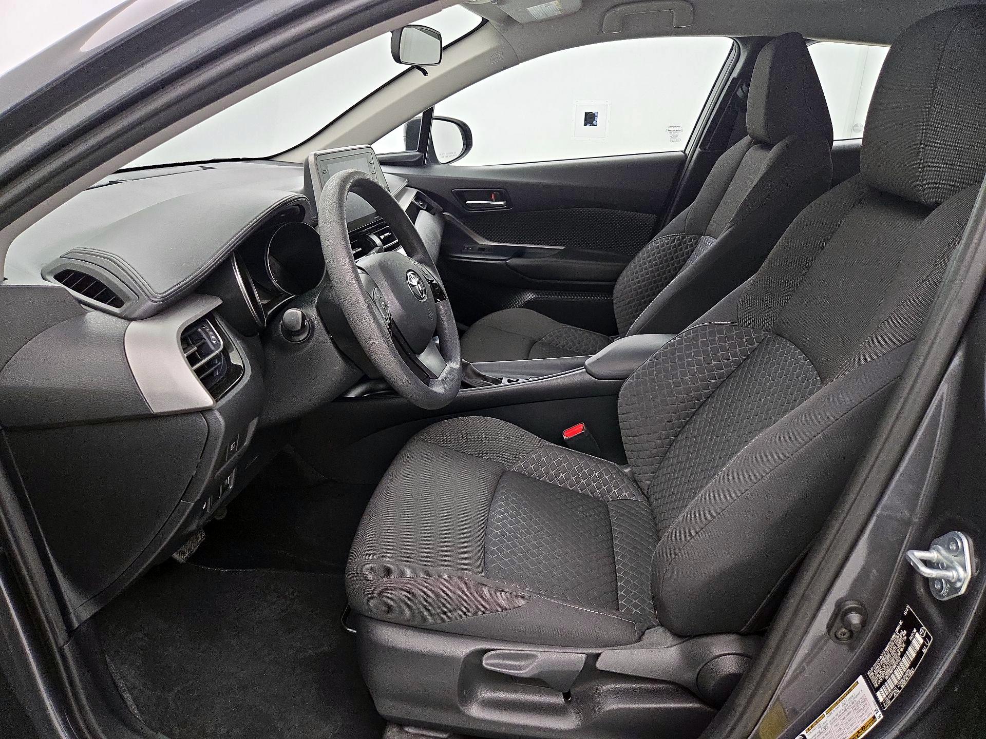 Thumbnail: 2021 Toyota C-HR - 11