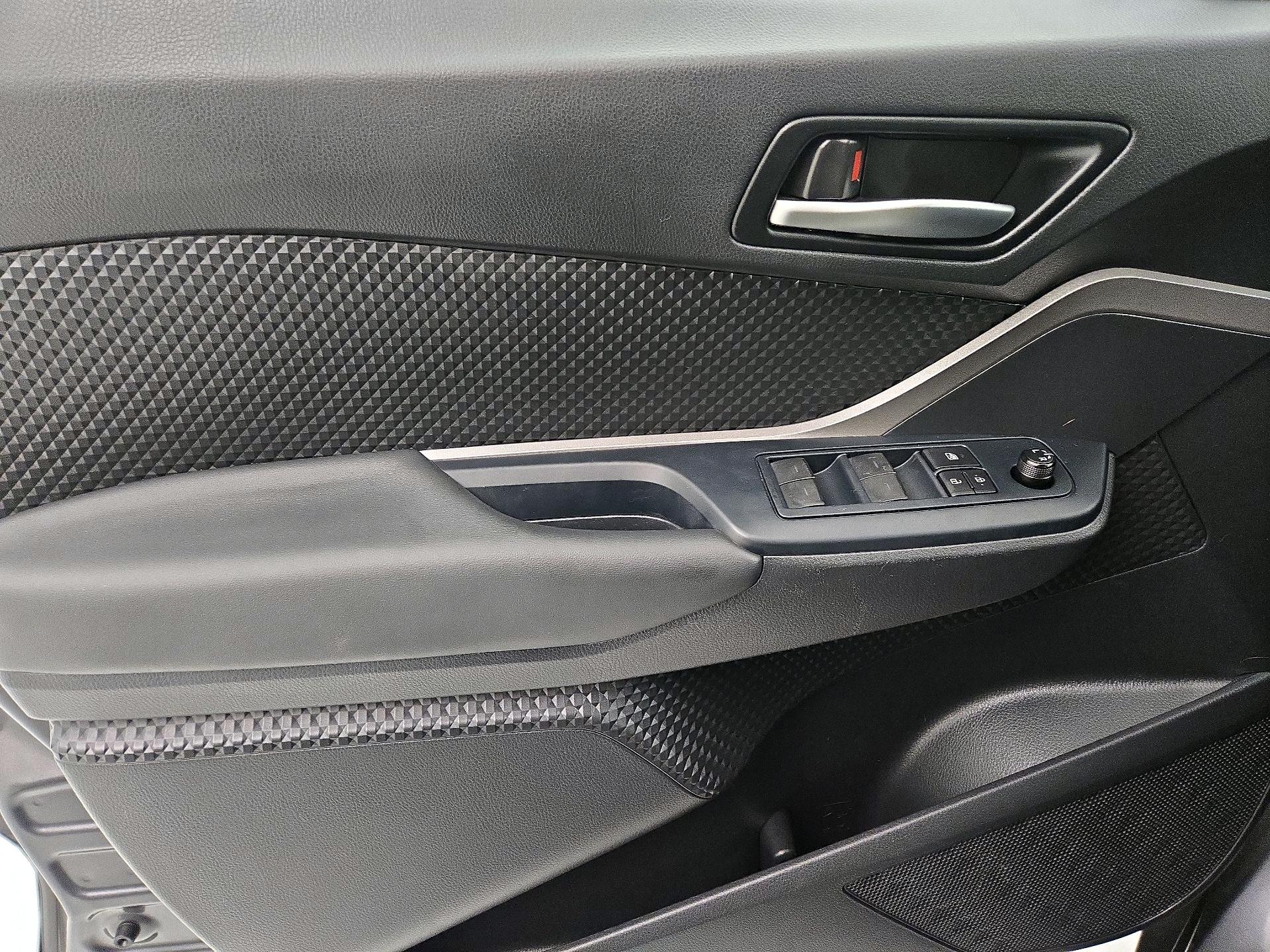 Thumbnail: 2021 Toyota C-HR - 12