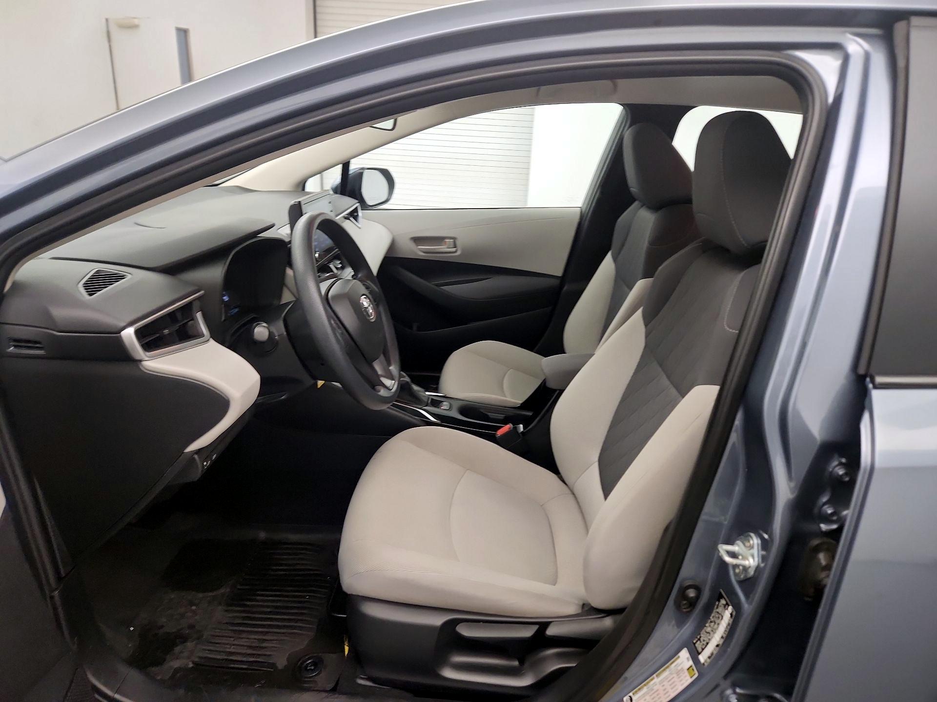 Thumbnail: 2022 Toyota Corolla - 9