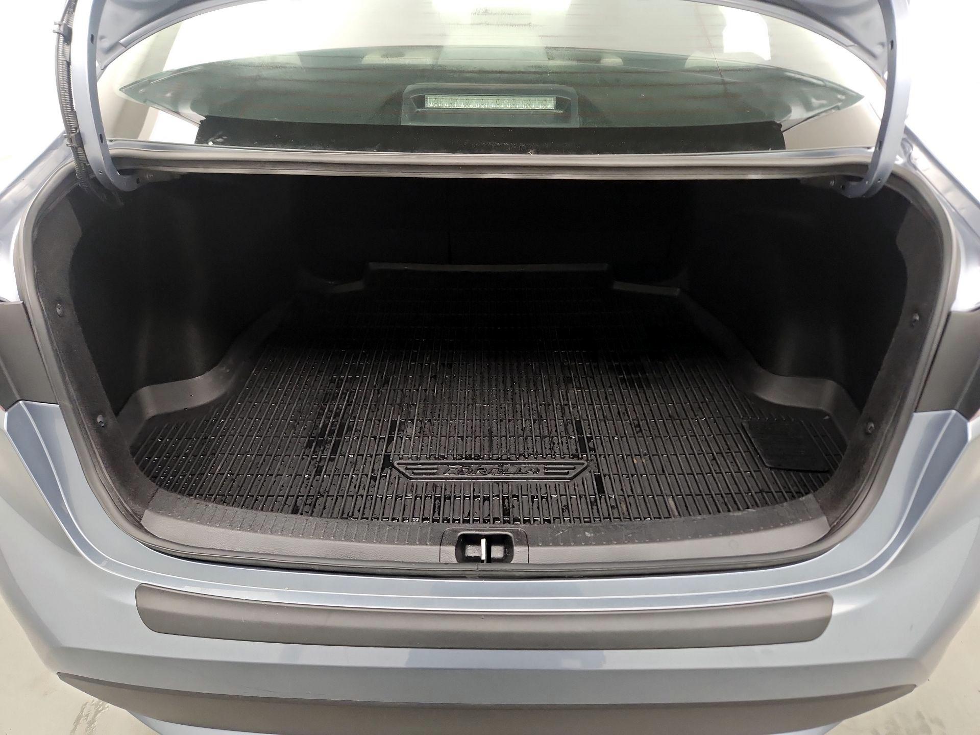 Thumbnail: 2022 Toyota Corolla - 18