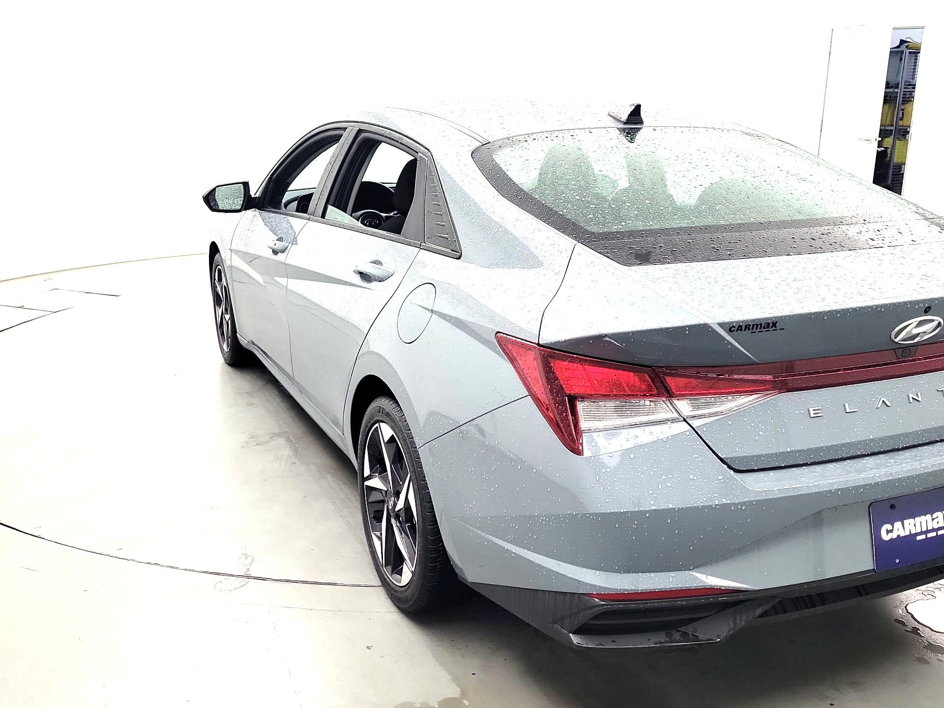 Thumbnail: 2023 Hyundai Elantra - 7