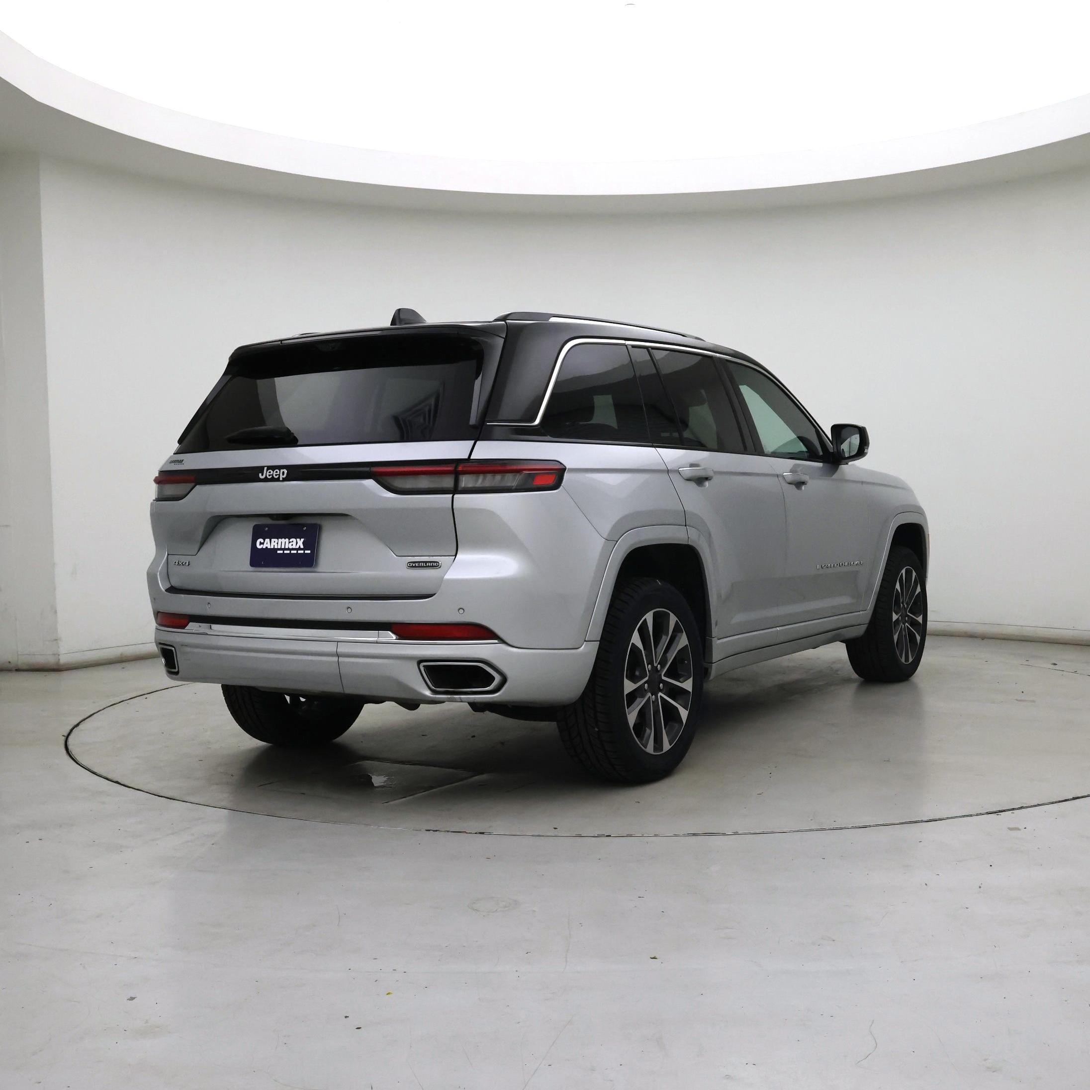 Thumbnail: 2022 Jeep Grand Cherokee - 8